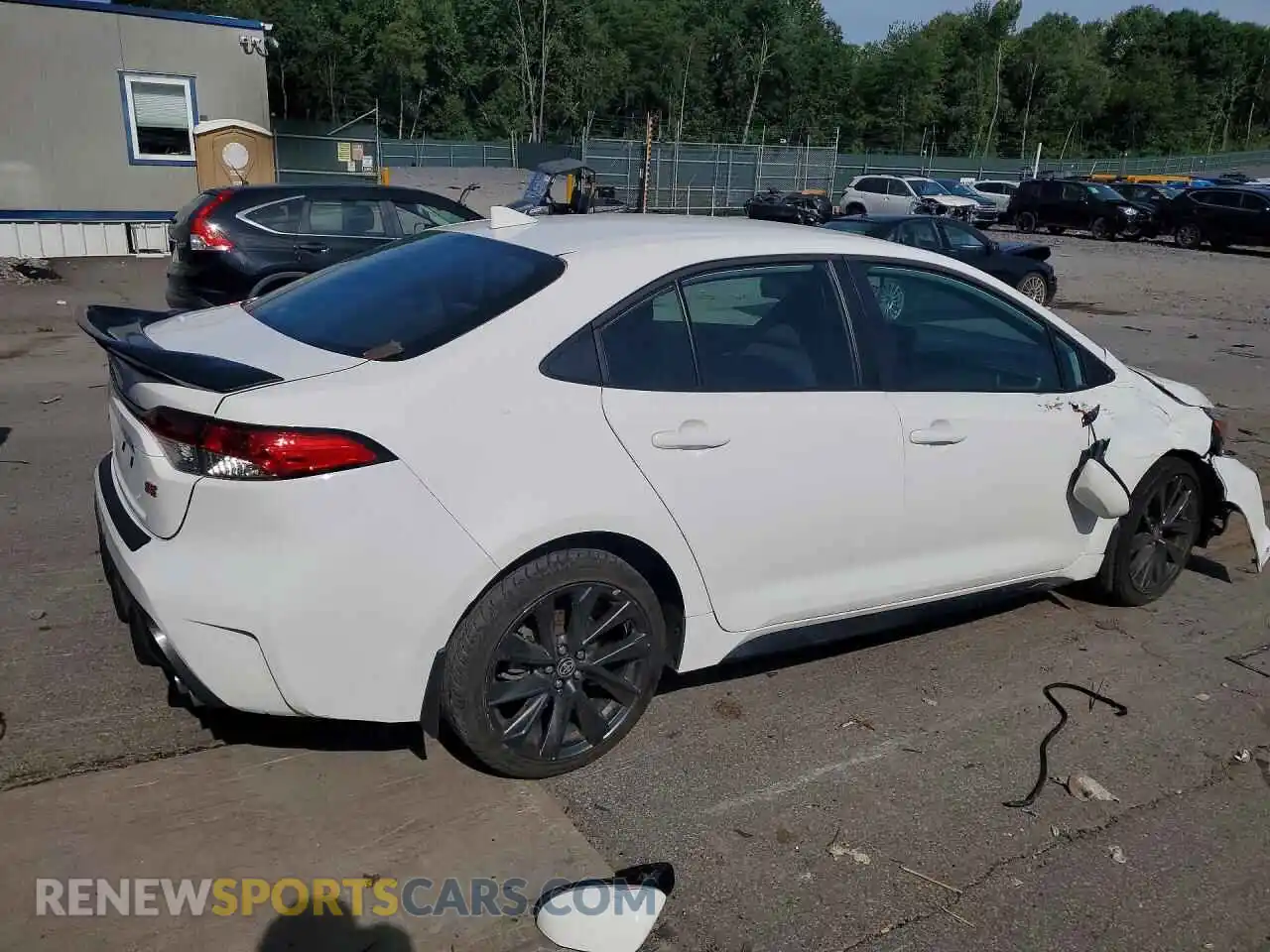 3 Фотография поврежденного автомобиля 5YFS4MCE9TP258121 TOYOTA COROLLA 2026