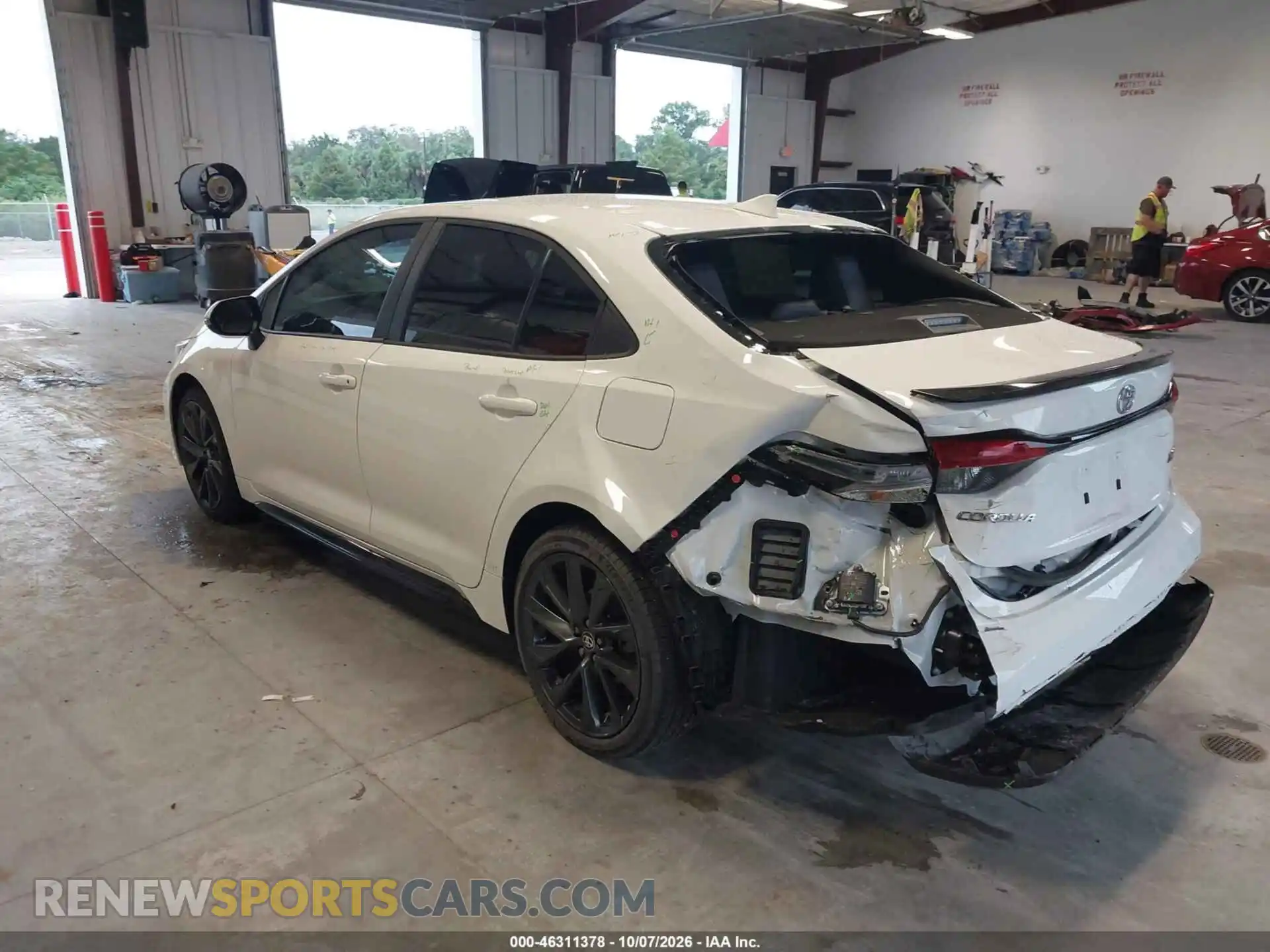 3 fotografías del automóvil dañado 5YFT4MCE2TP274181 TOYOTA COROLLA 2026