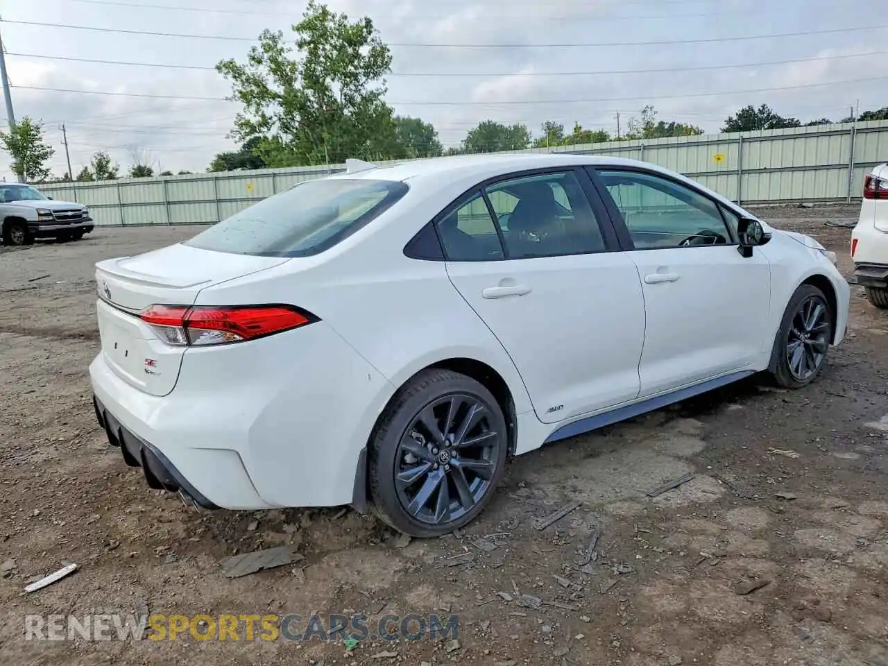 3 Фотография поврежденного автомобиля JTDBDMHE1T3030695 TOYOTA COROLLA 2026
