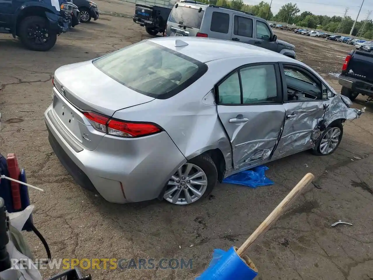 3 fotografías del automóvil dañado JTDBDMHE4T3030710 TOYOTA COROLLA 2026