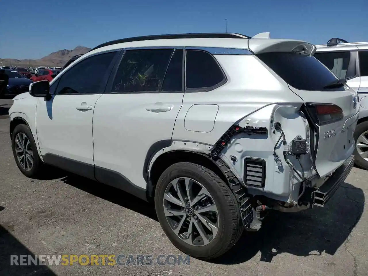 2 Photograph of a damaged car 7MUDAABG7NV029746 TOYOTA COROLLA CR 2022