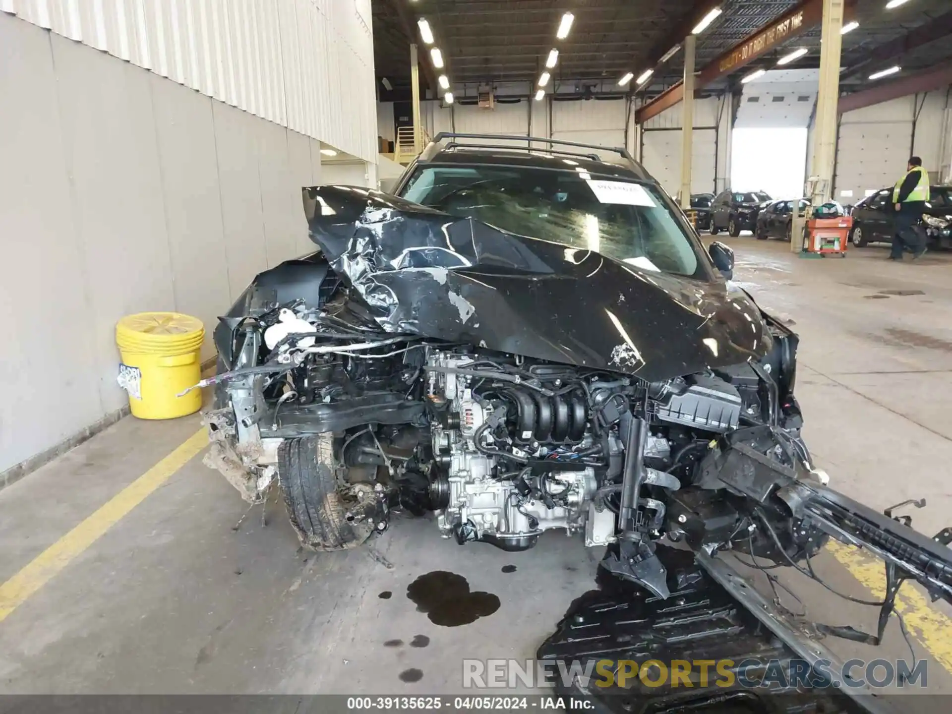 13 Photograph of a damaged car 7MUDAABGXNV027439 TOYOTA COROLLA CROSS 2022