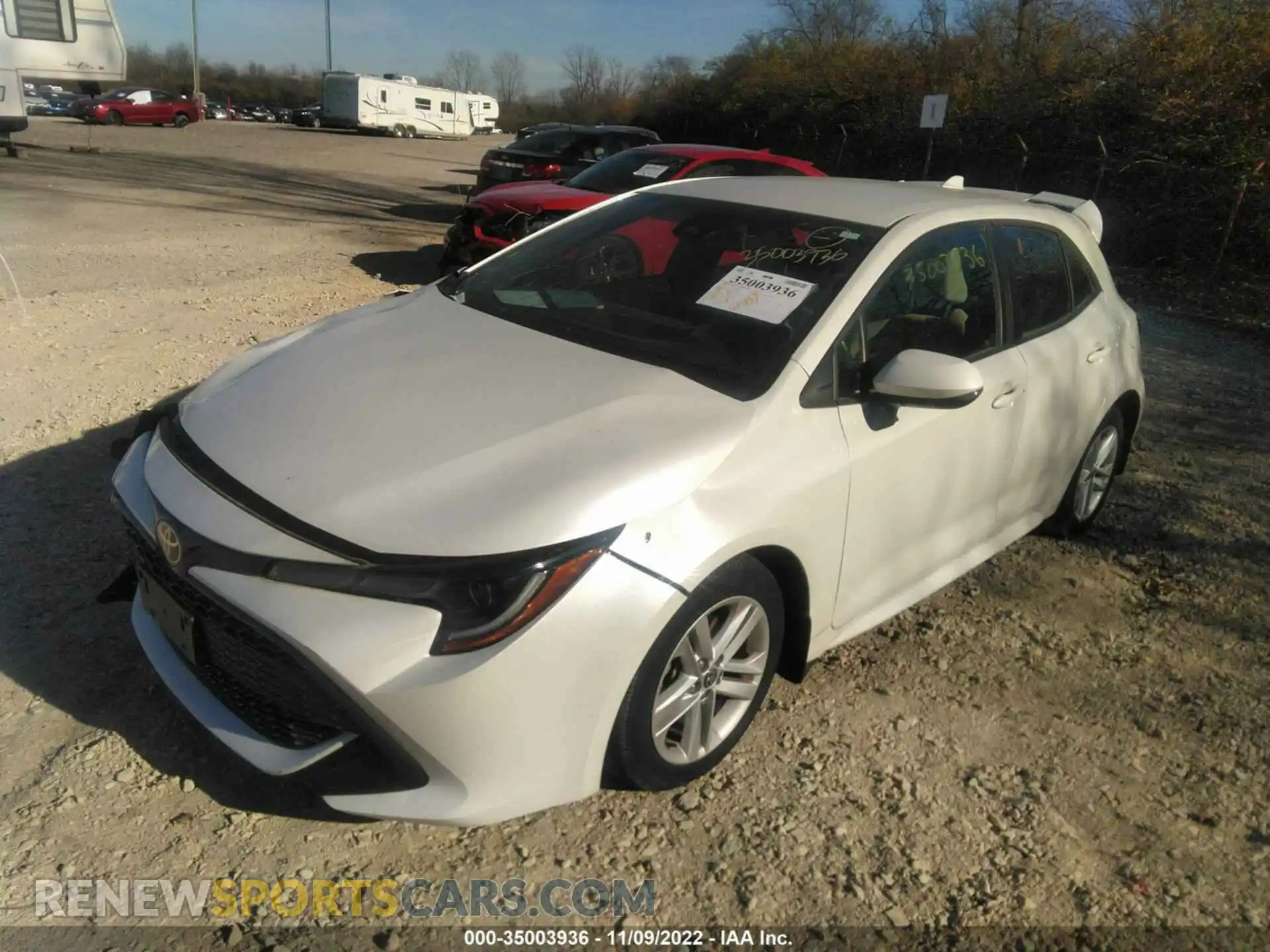 2 fotografías del automóvil dañado JTNK4RBEXK3010302 TOYOTA COROLLA HATCHBACK 2019