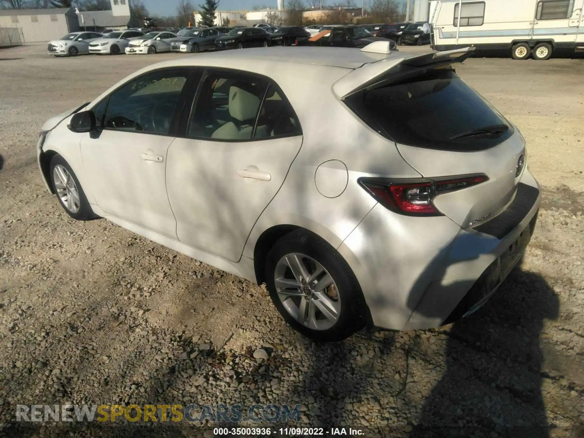 3 fotografías del automóvil dañado JTNK4RBEXK3010302 TOYOTA COROLLA HATCHBACK 2019
