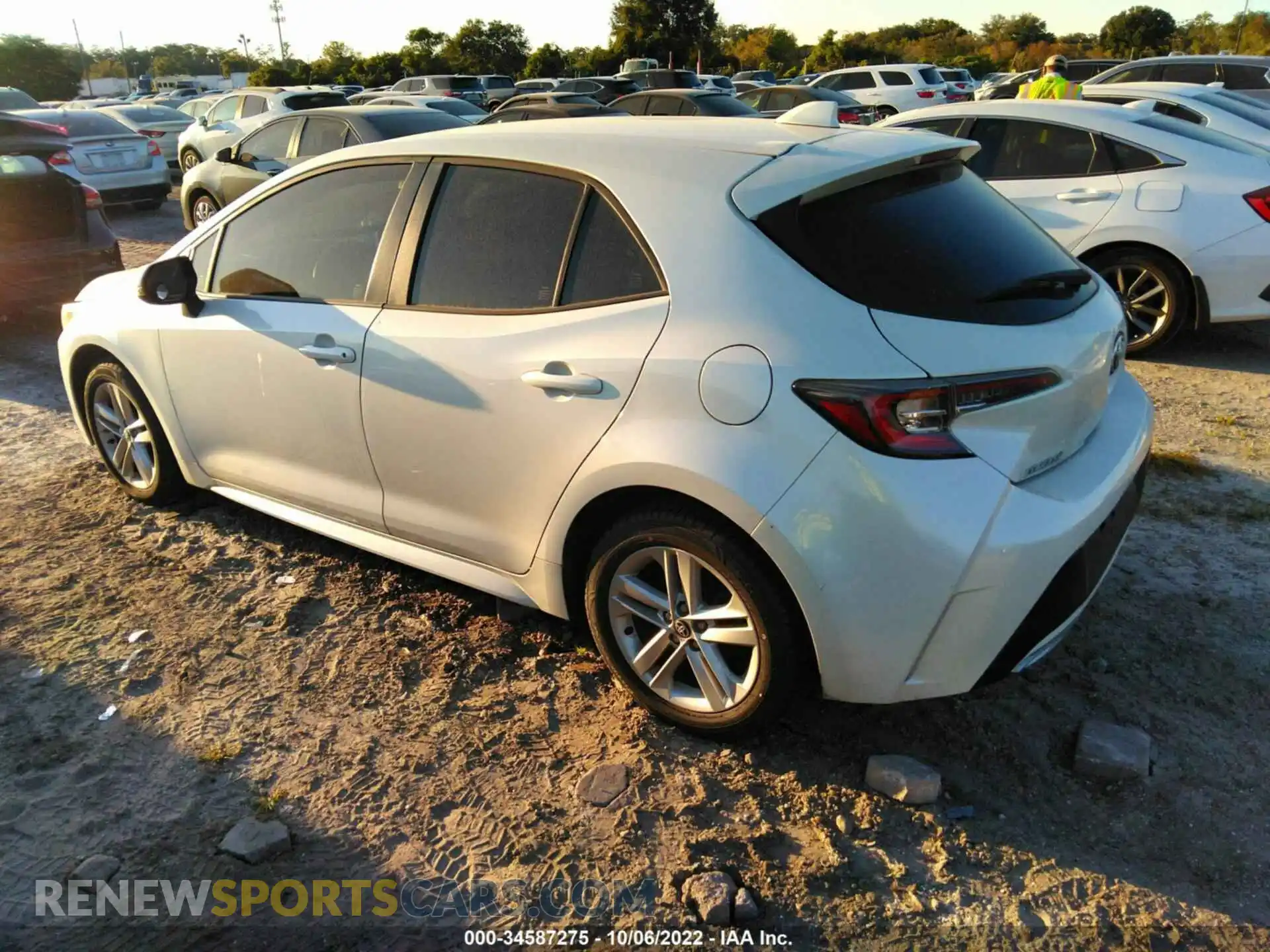 3 Фотография поврежденного автомобиля JTNB4RBE5L3096412 TOYOTA COROLLA HATCHBACK 2020