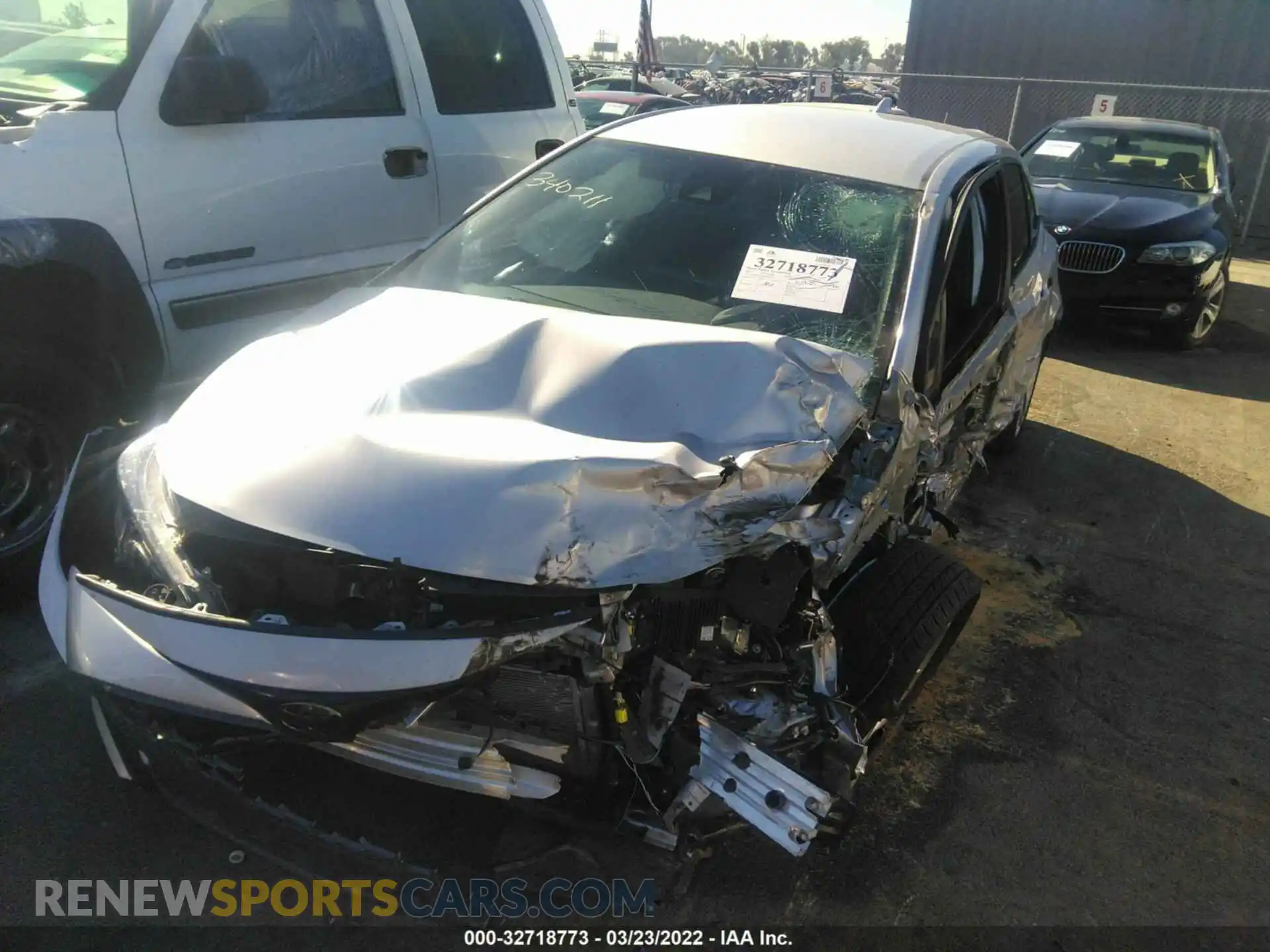2 Photograph of a damaged car JTNB4MBE4M3128321 TOYOTA COROLLA HATCHBACK 2021