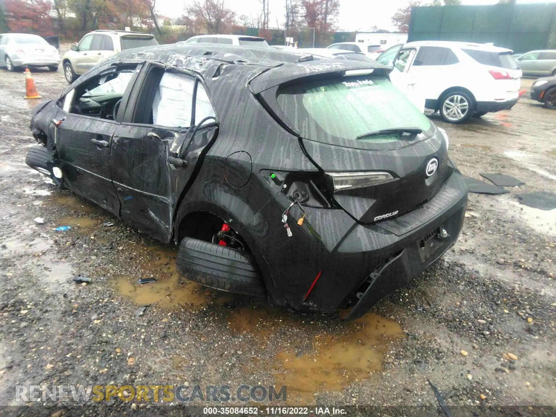 3 Photograph of a damaged car JTND4MBE6M3128197 TOYOTA COROLLA HATCHBACK 2021