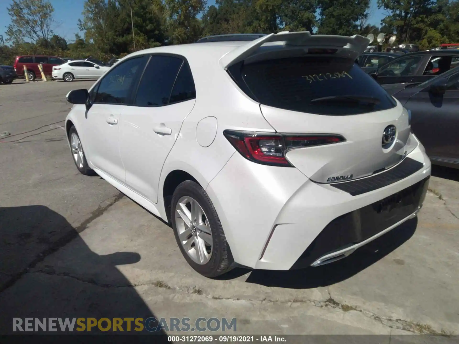 3 Photograph of a damaged car JTND4MBE7M3108007 TOYOTA COROLLA HATCHBACK 2021