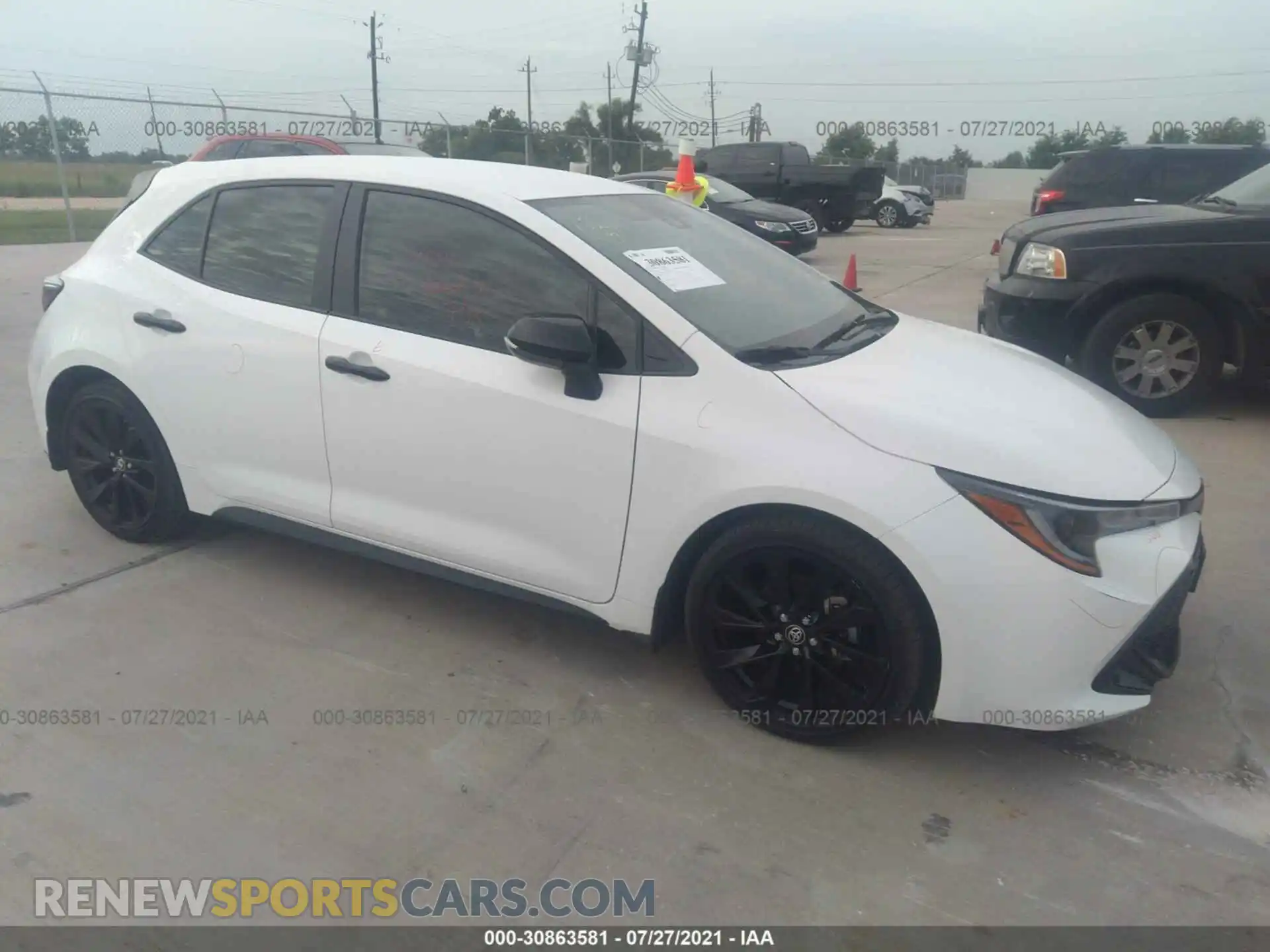 1 Photograph of a damaged car JTND4MBE8M3106542 TOYOTA COROLLA HATCHBACK 2021