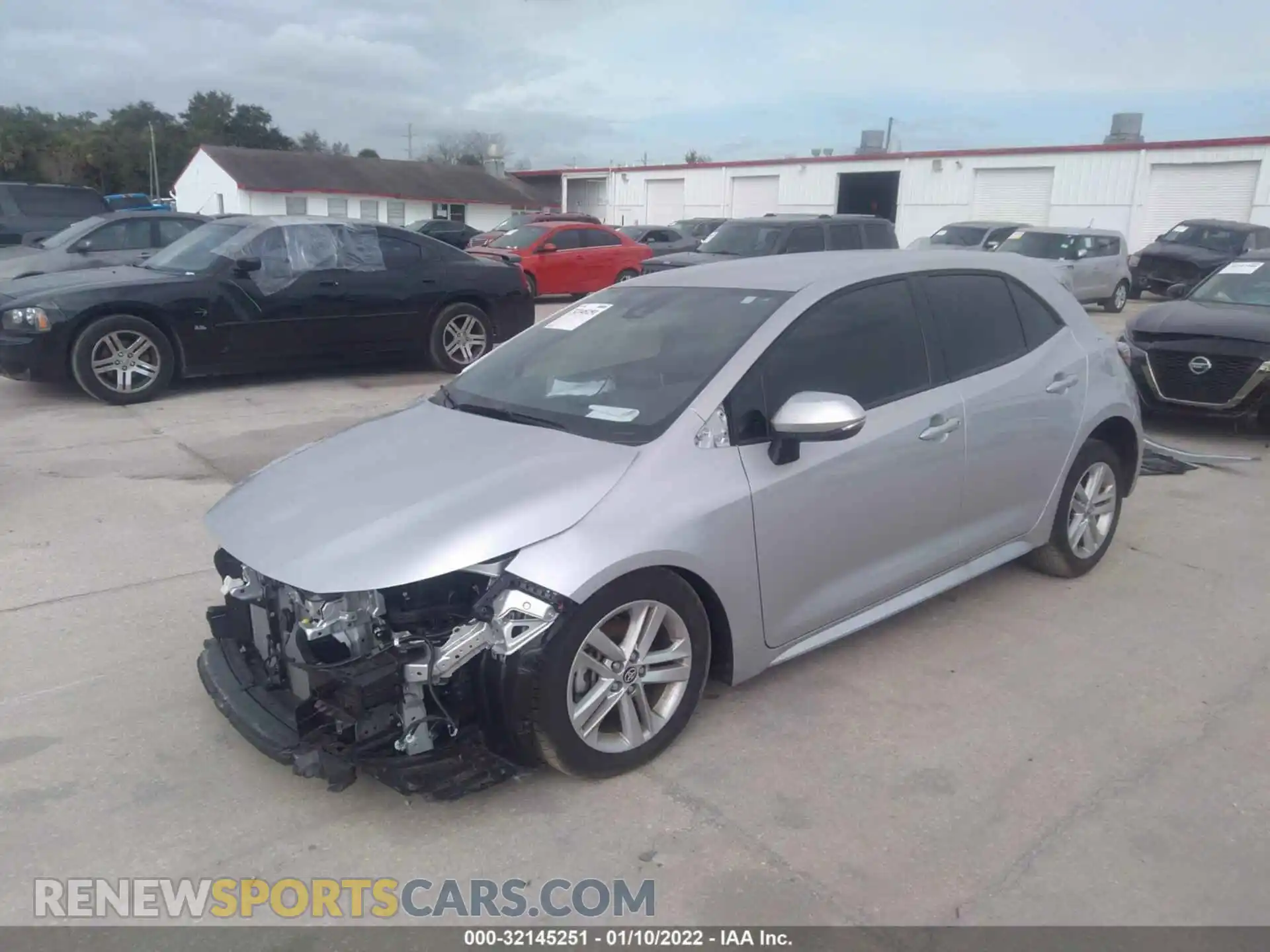 2 Photograph of a damaged car JTND4MBE8M3137189 TOYOTA COROLLA HATCHBACK 2021