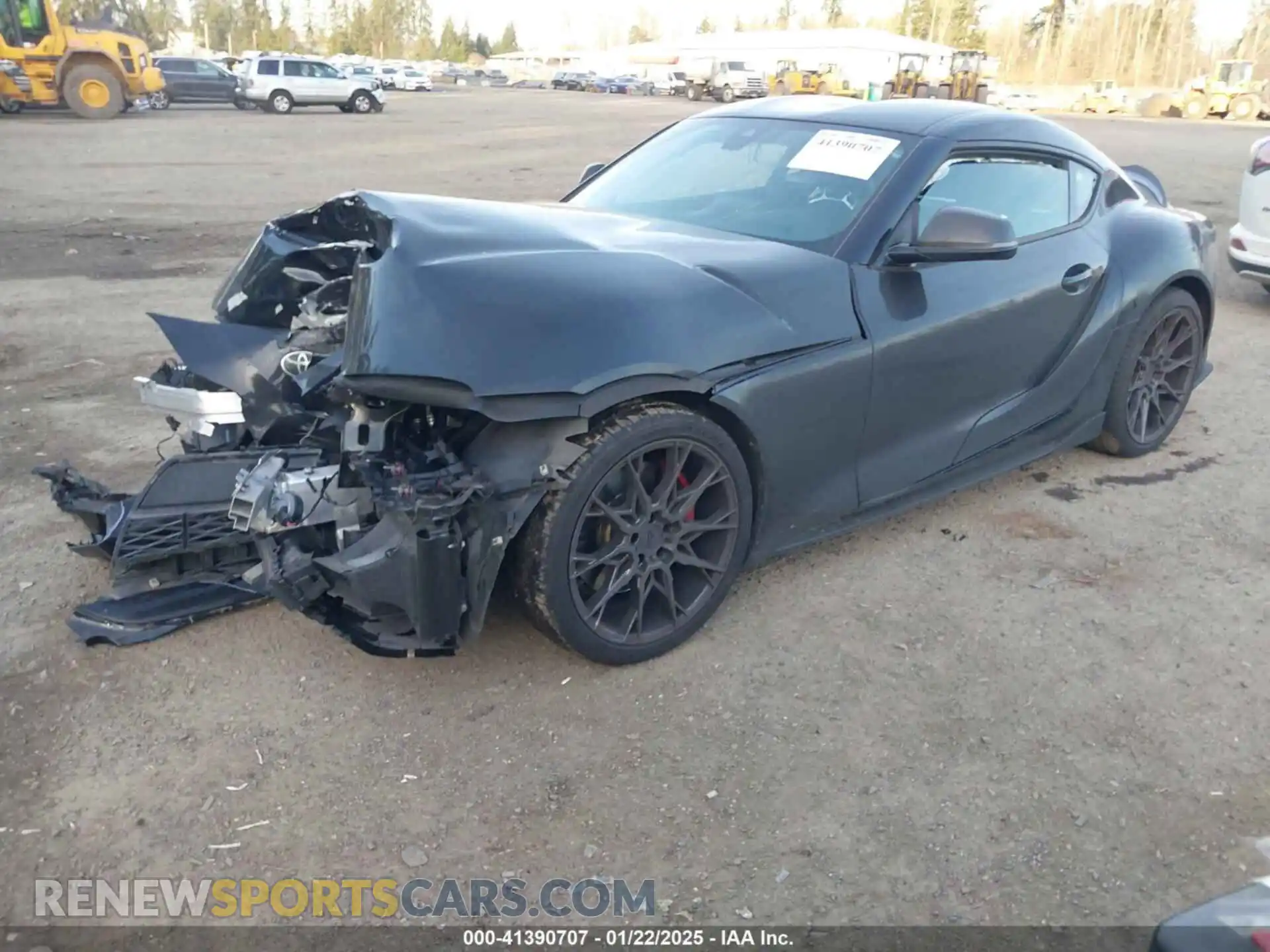 2 fotografías del automóvil dañado WZ1DB4C01LW031260 TOYOTA GR SUPRA 2020