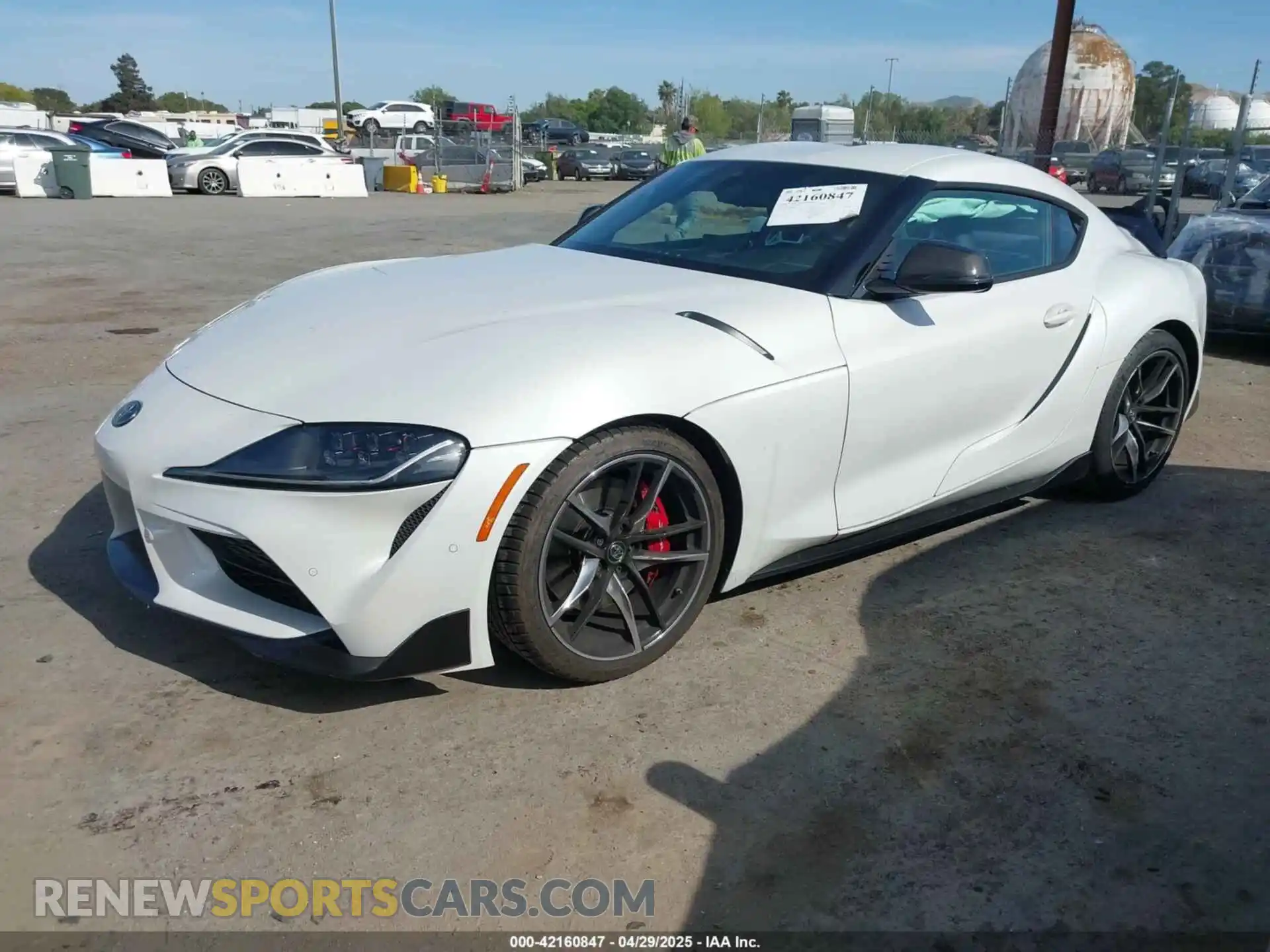 2 Photograph of a damaged car WZ1DB0C06MW039185 TOYOTA GR SUPRA 2021