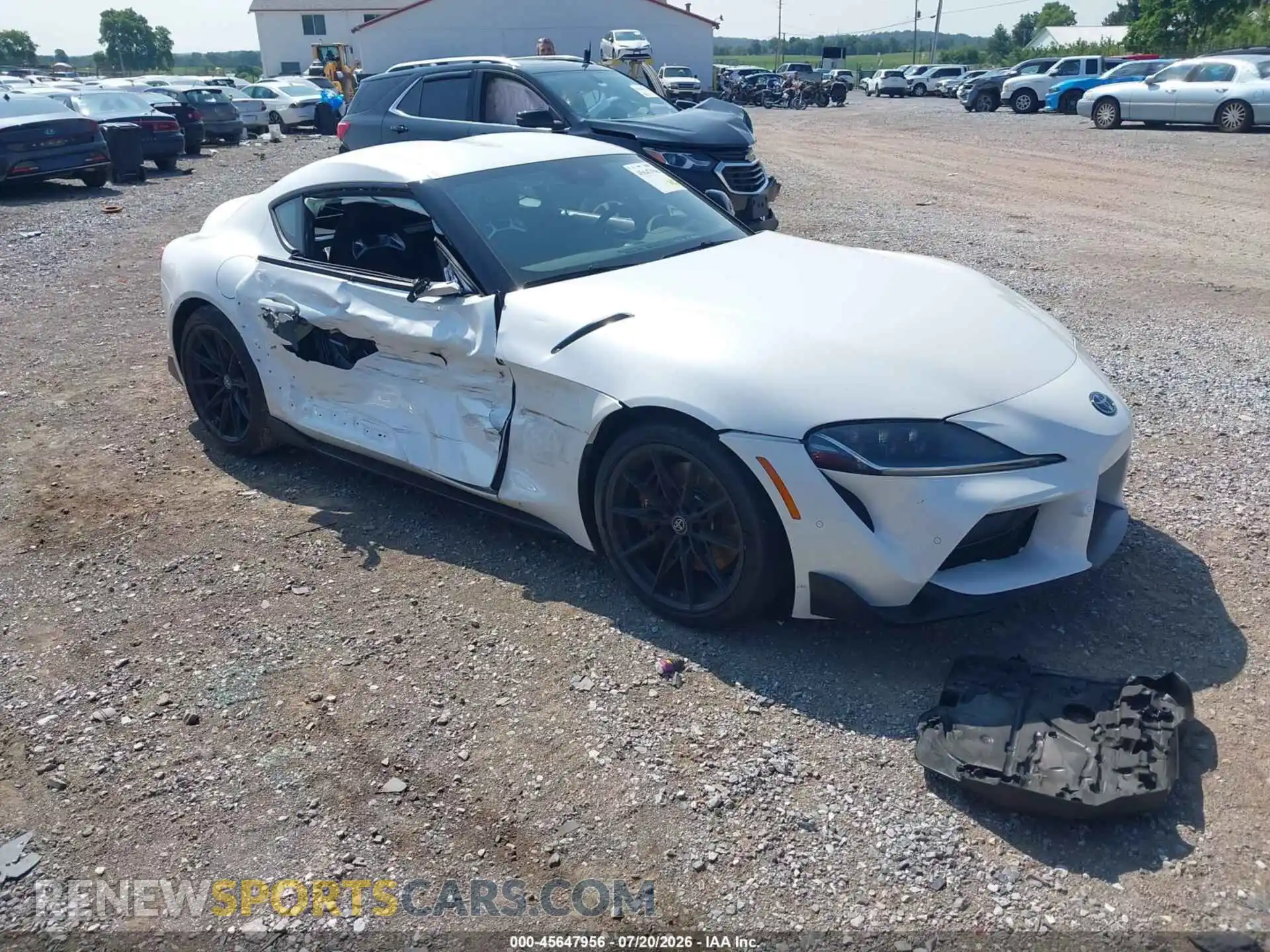 1 Photograph of a damaged car WZ1DB0G01TW078095 TOYOTA GR SUPRA 2026