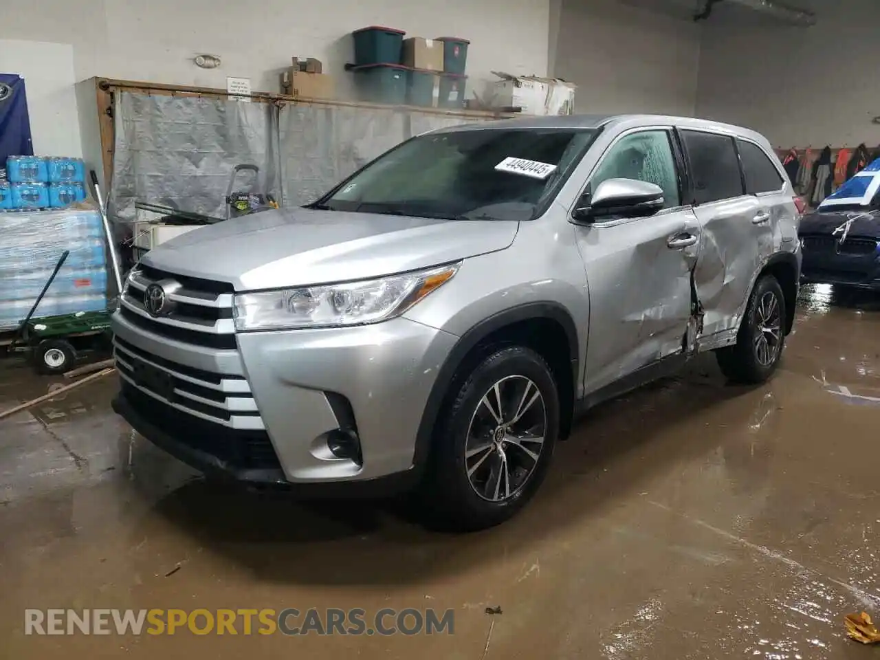 1 Photograph of a damaged car 5TDBZRFH1KS703252 TOYOTA HIGHLANDER 2019
