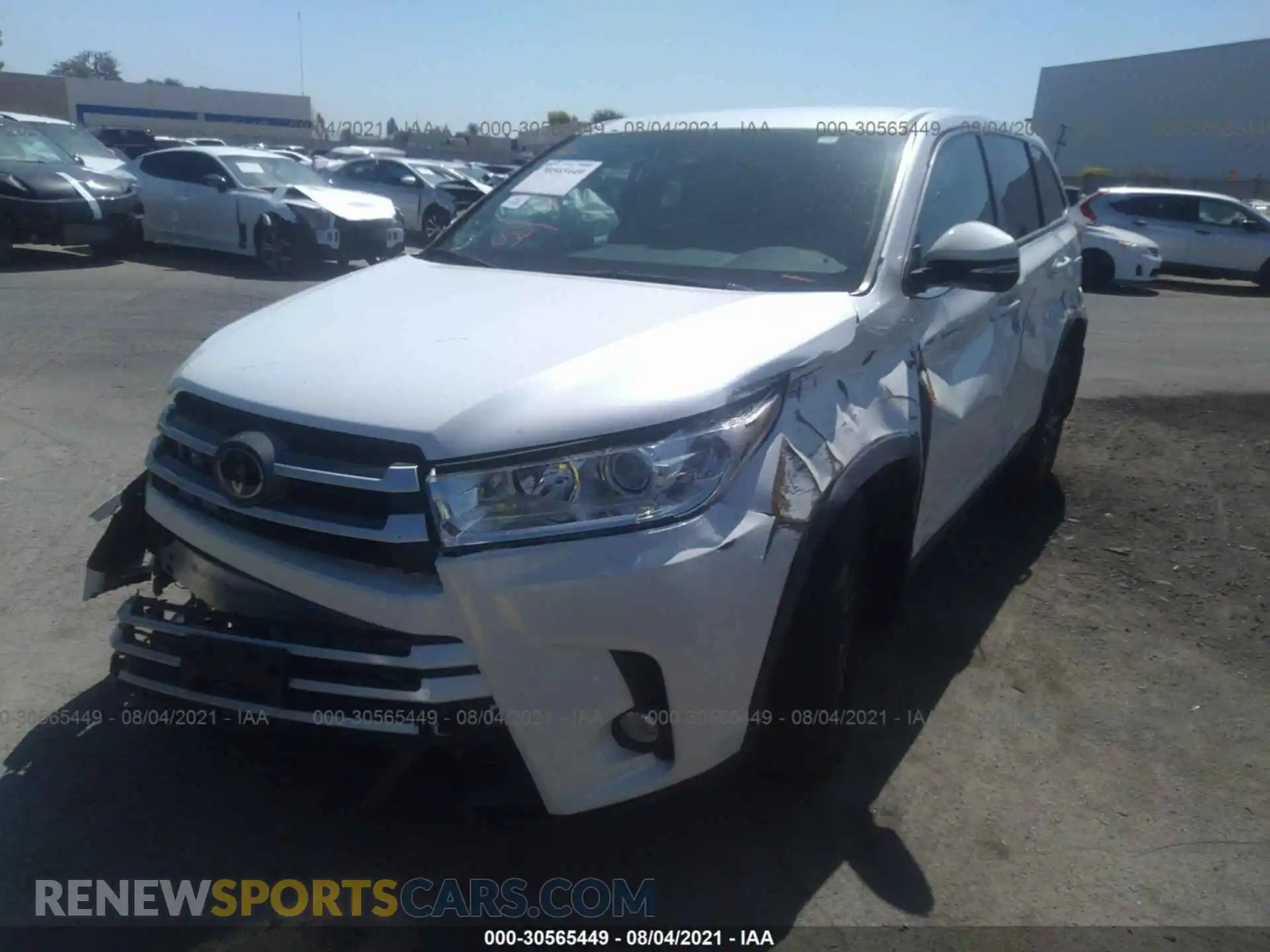 2 Photograph of a damaged car 5TDBZRFH3KS967721 TOYOTA HIGHLANDER 2019