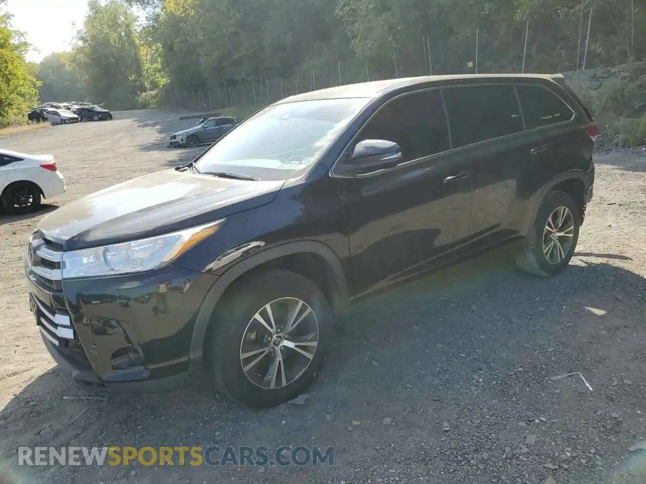 1 Photograph of a damaged car 5TDBZRFH4KS728064 TOYOTA HIGHLANDER 2019