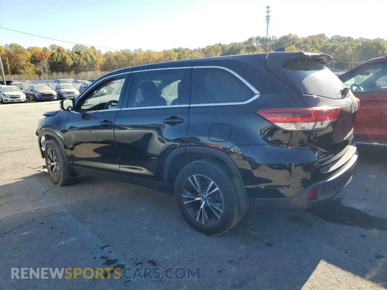2 Фотография поврежденного автомобиля 5TDBZRFH4KS919841 TOYOTA HIGHLANDER 2019
