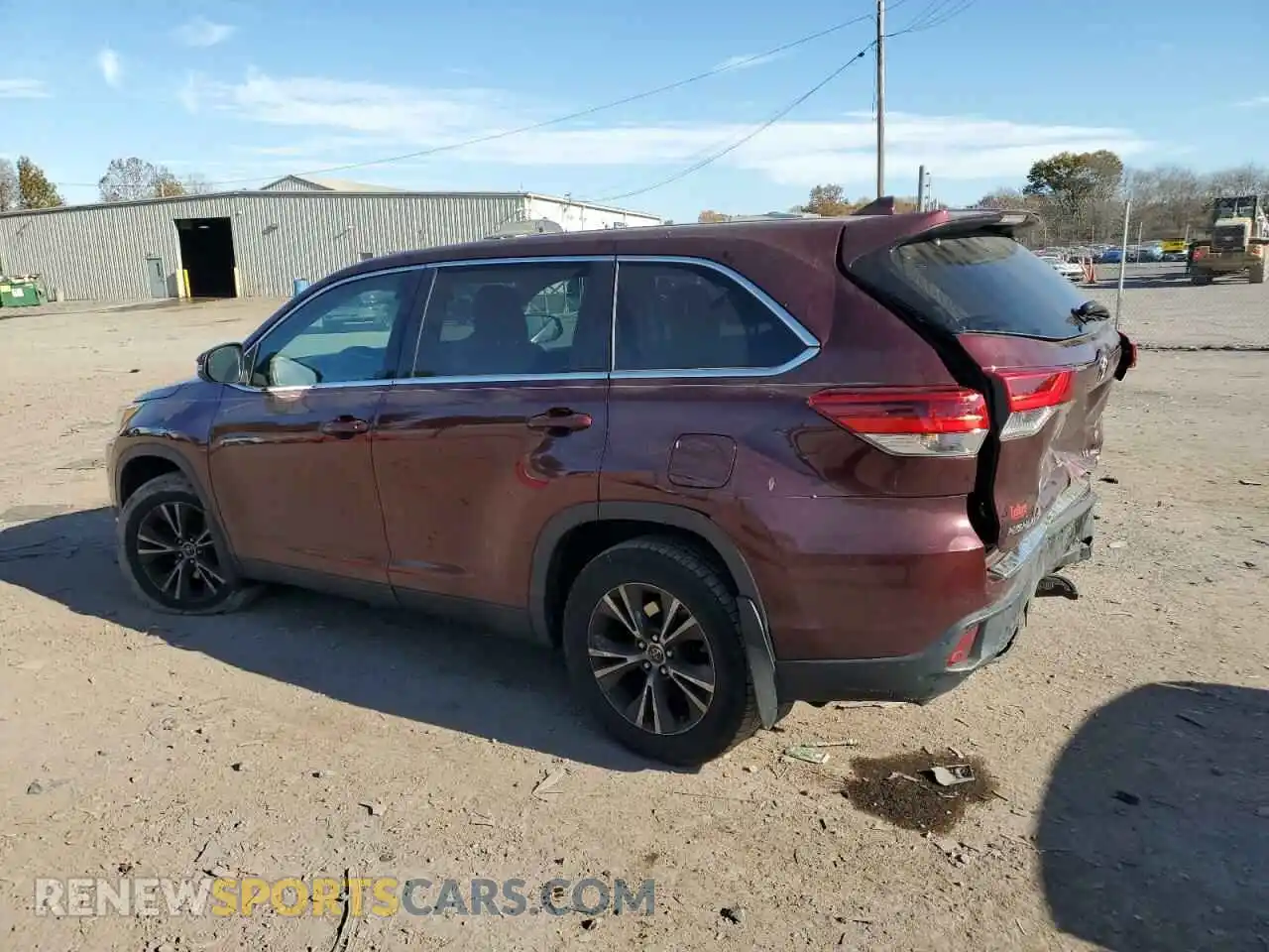2 fotografías del automóvil dañado 5TDBZRFH6KS930243 TOYOTA HIGHLANDER 2019