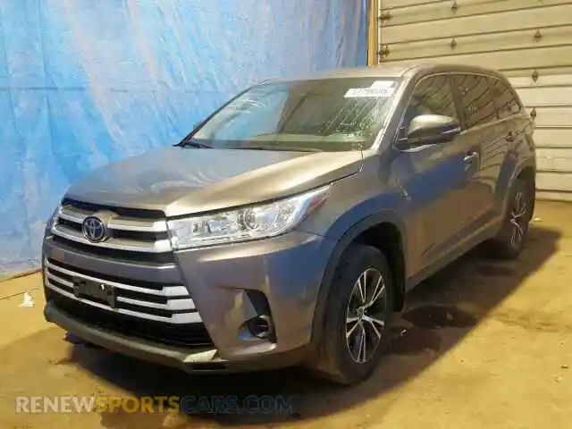 2 Photograph of a damaged car 5TDBZRFH6KS934552 TOYOTA HIGHLANDER 2019