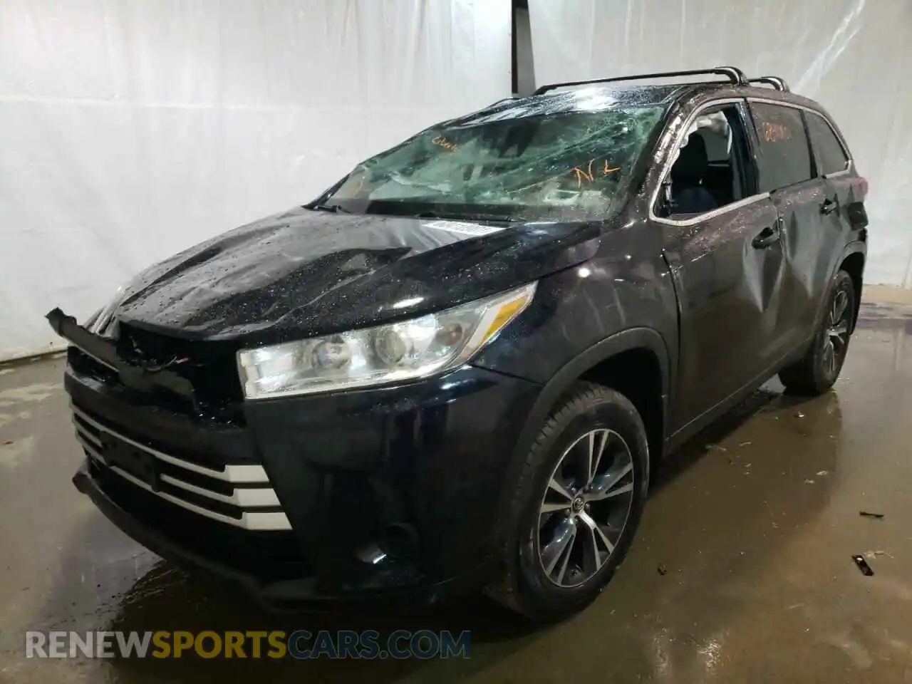2 Photograph of a damaged car 5TDBZRFH7KS710593 TOYOTA HIGHLANDER 2019