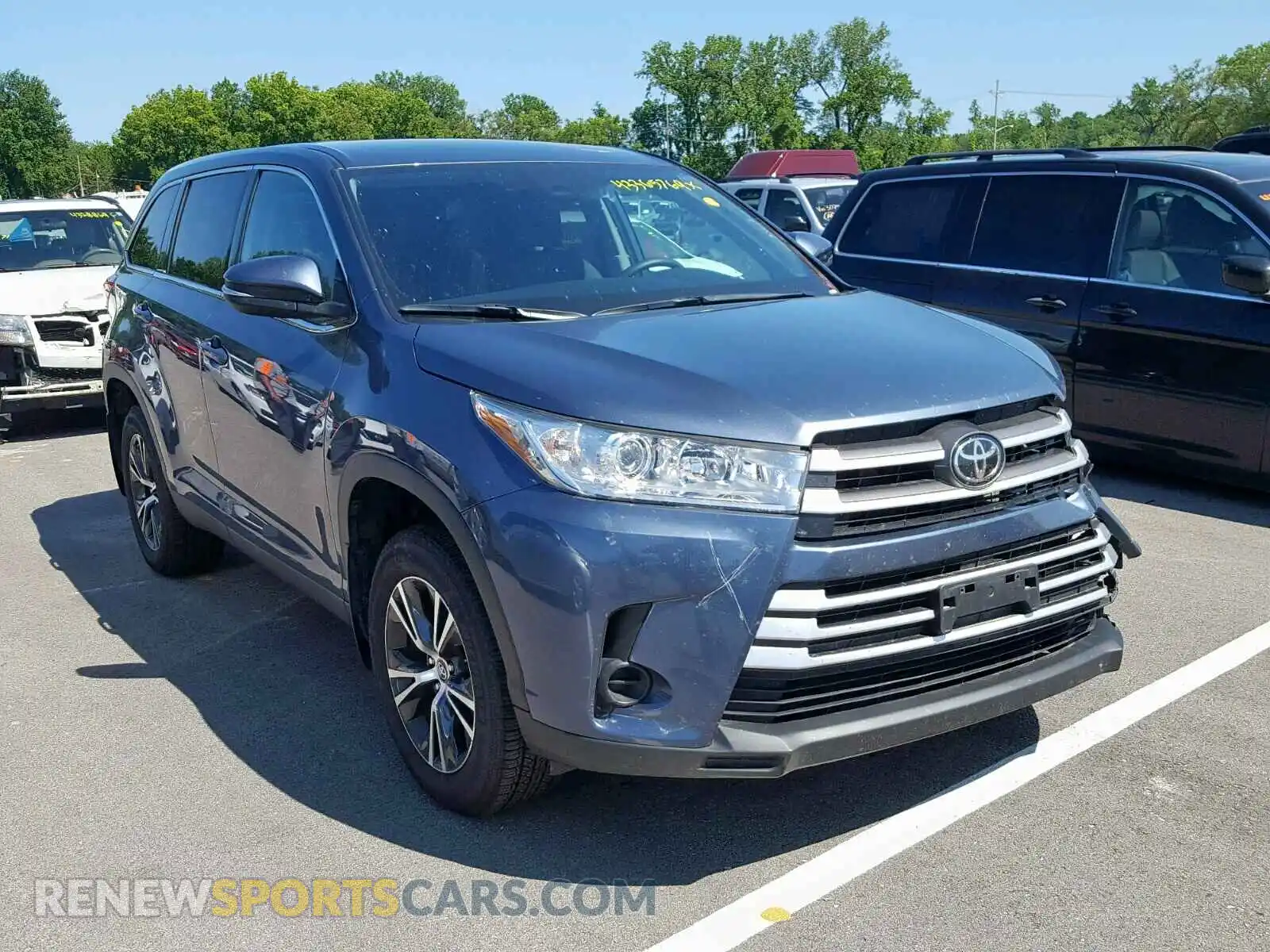 1 Photograph of a damaged car 5TDBZRFH9KS963821 TOYOTA HIGHLANDER 2019
