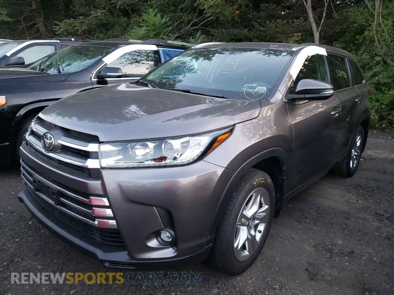 2 Фотография поврежденного автомобиля 5TDDZRFH2KS982008 TOYOTA HIGHLANDER 2019