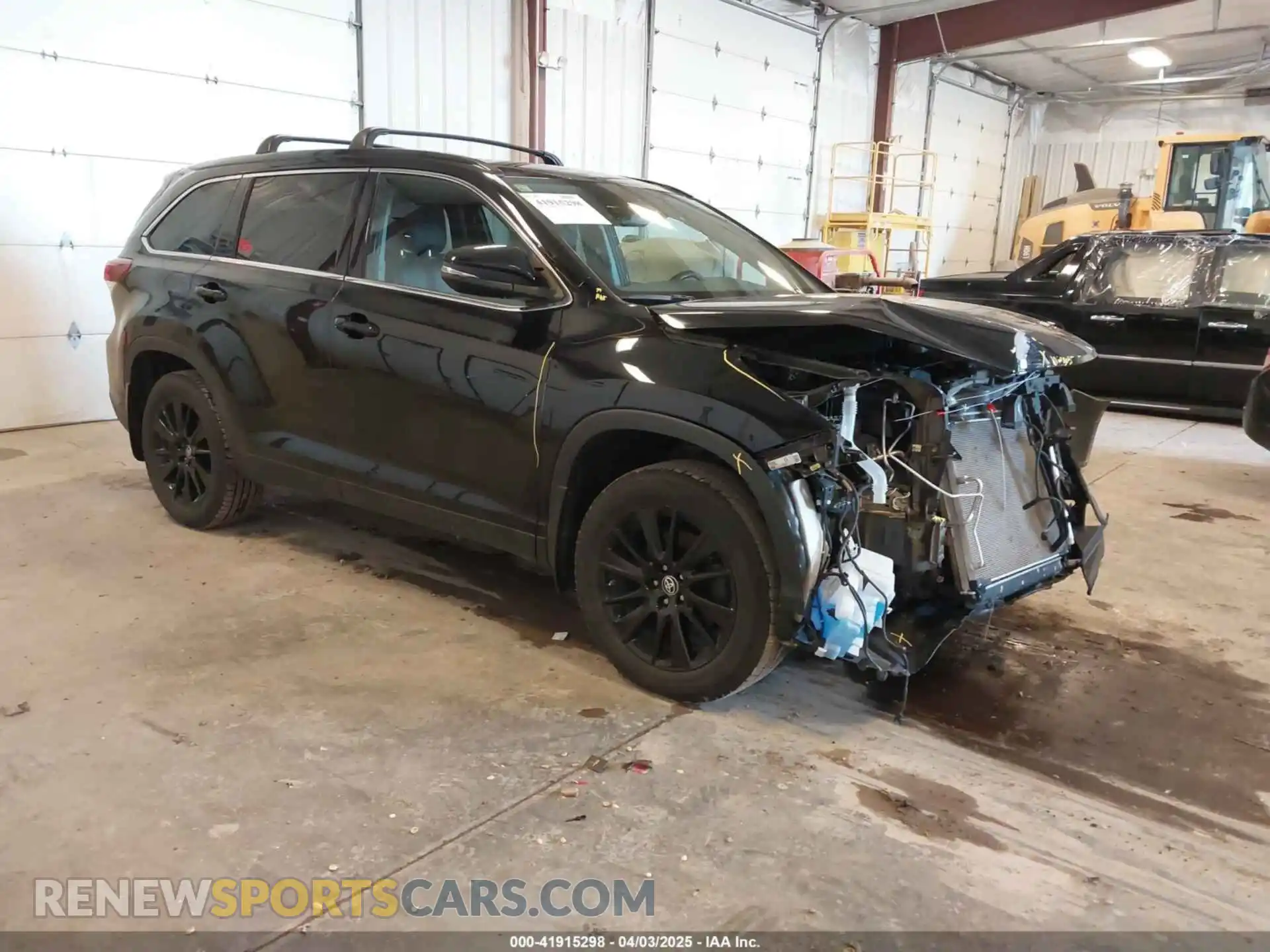 1 Photograph of a damaged car 5TDJZRFH2KS628024 TOYOTA HIGHLANDER 2019