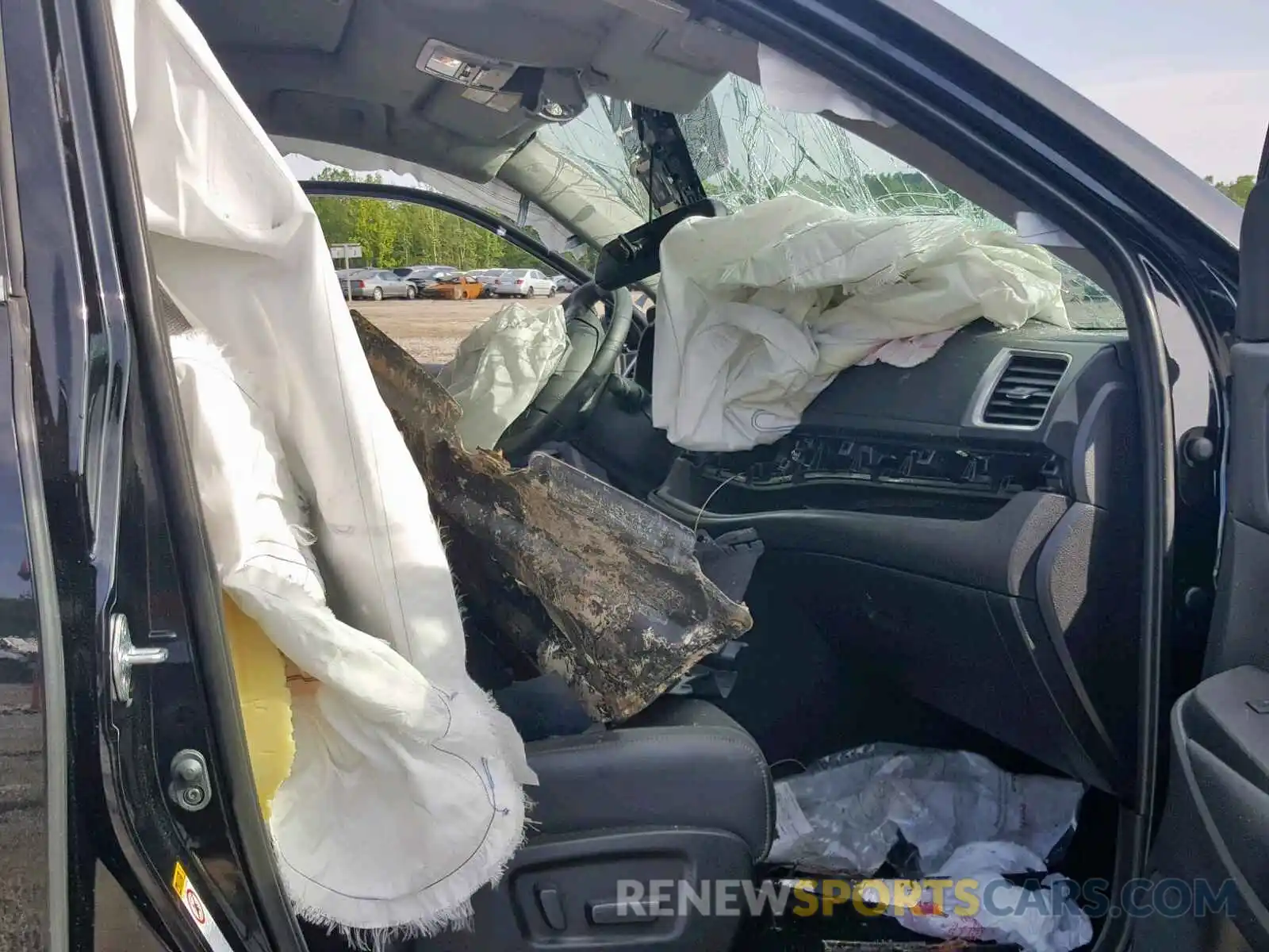 5 Photograph of a damaged car 5TDJZRFH4KS582129 TOYOTA HIGHLANDER 2019