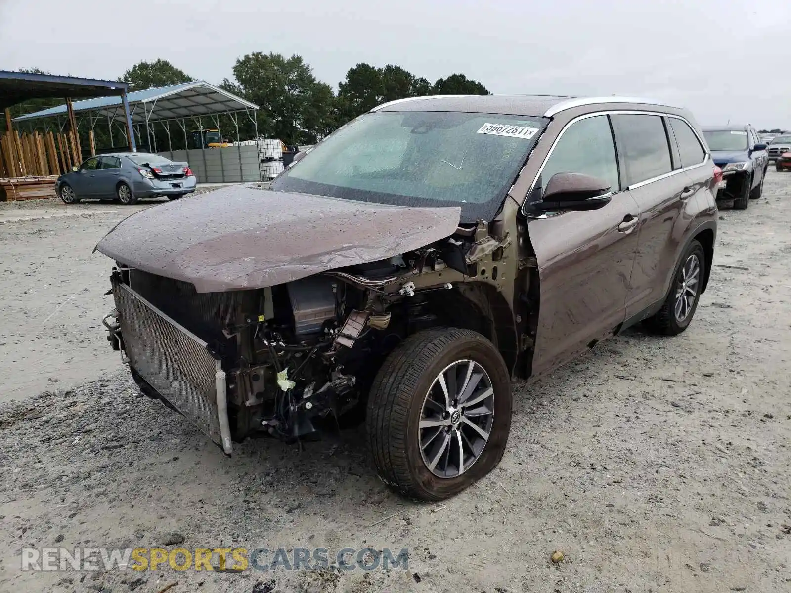 2 Photograph of a damaged car 5TDJZRFHXKS703262 TOYOTA HIGHLANDER 2019