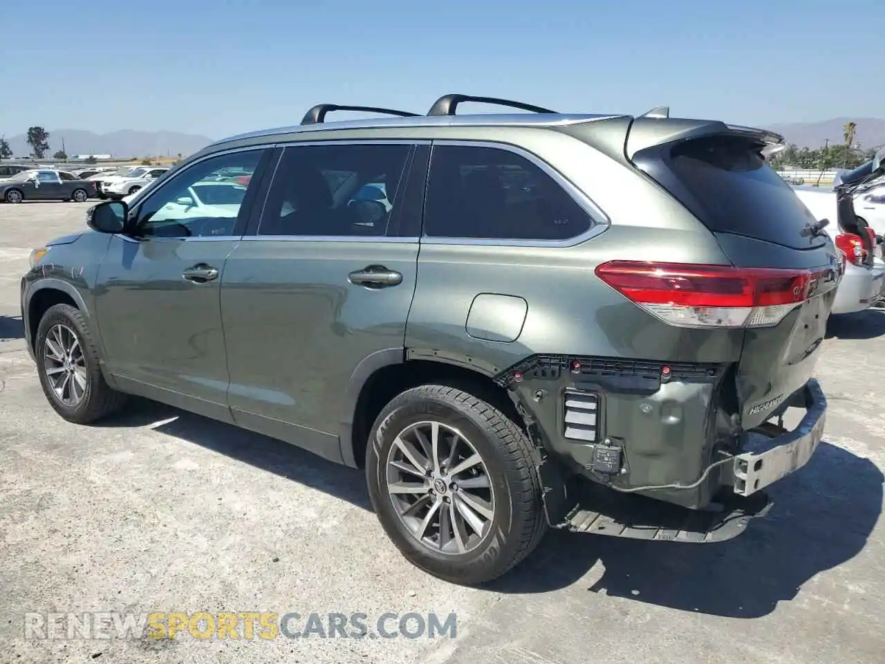 2 Фотография поврежденного автомобиля 5TDKZRFH4KS343782 TOYOTA HIGHLANDER 2019