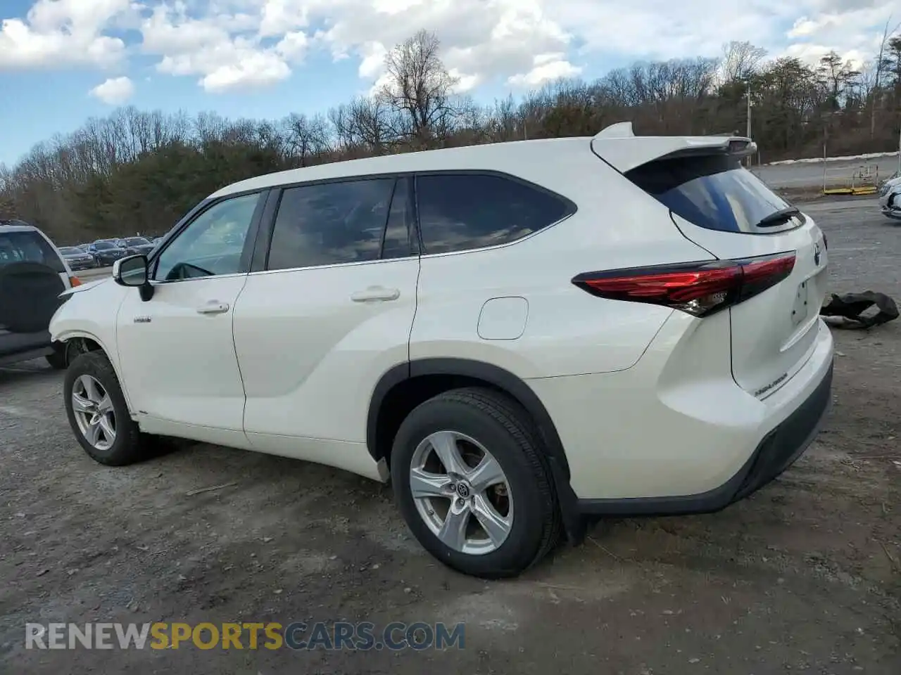 2 Photograph of a damaged car 5TDBBRCH0LS002146 TOYOTA HIGHLANDER 2020