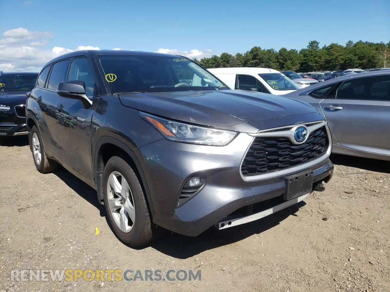 1 Photograph of a damaged car 5TDBBRCH2LS502891 TOYOTA HIGHLANDER 2020