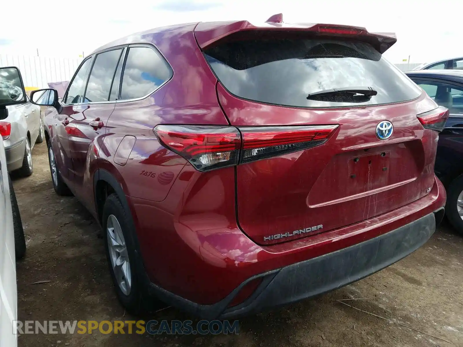 3 Photograph of a damaged car 5TDBBRCH3LS000200 TOYOTA HIGHLANDER 2020