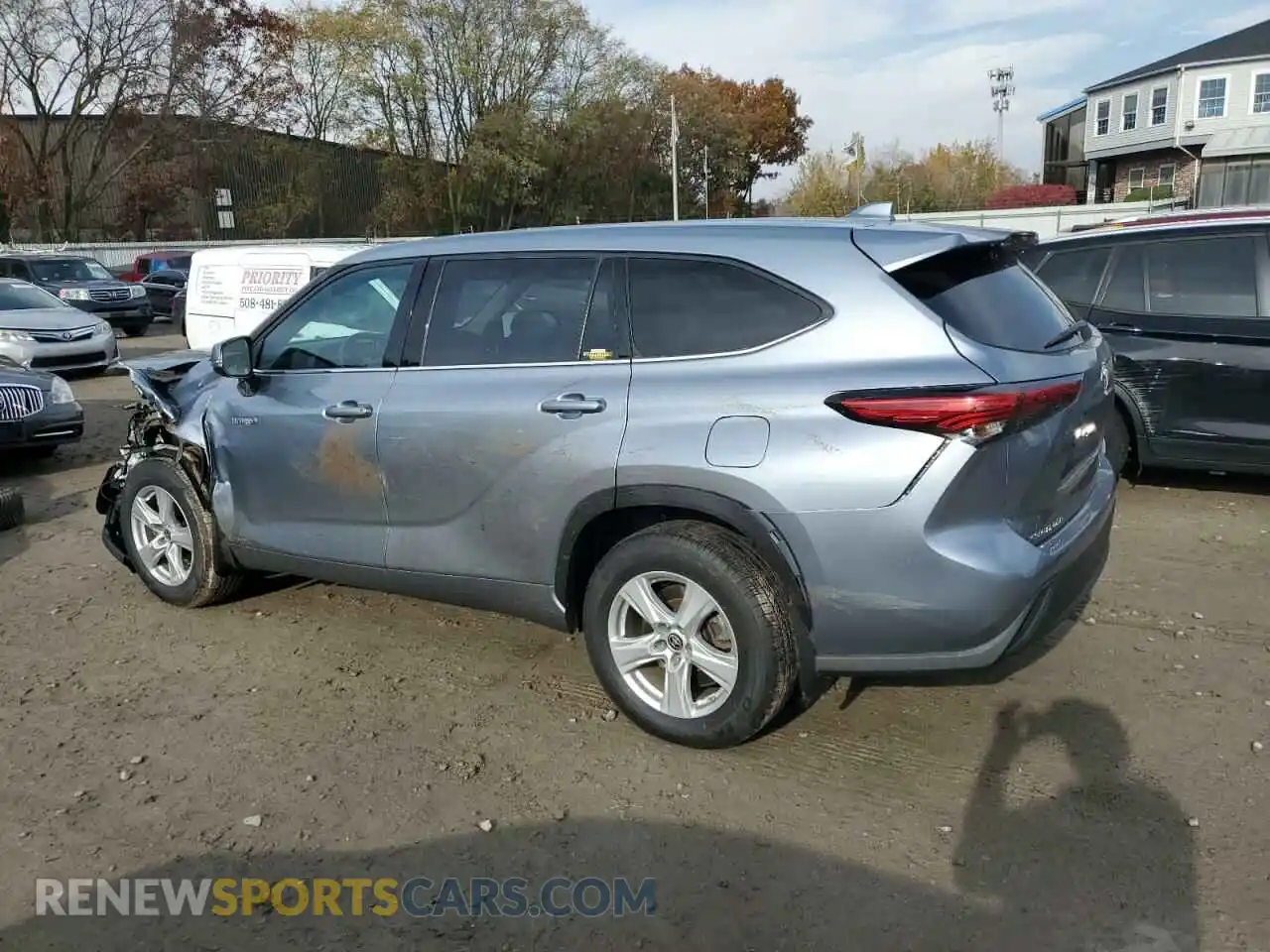 2 Photograph of a damaged car 5TDBBRCH3LS007583 TOYOTA HIGHLANDER 2020