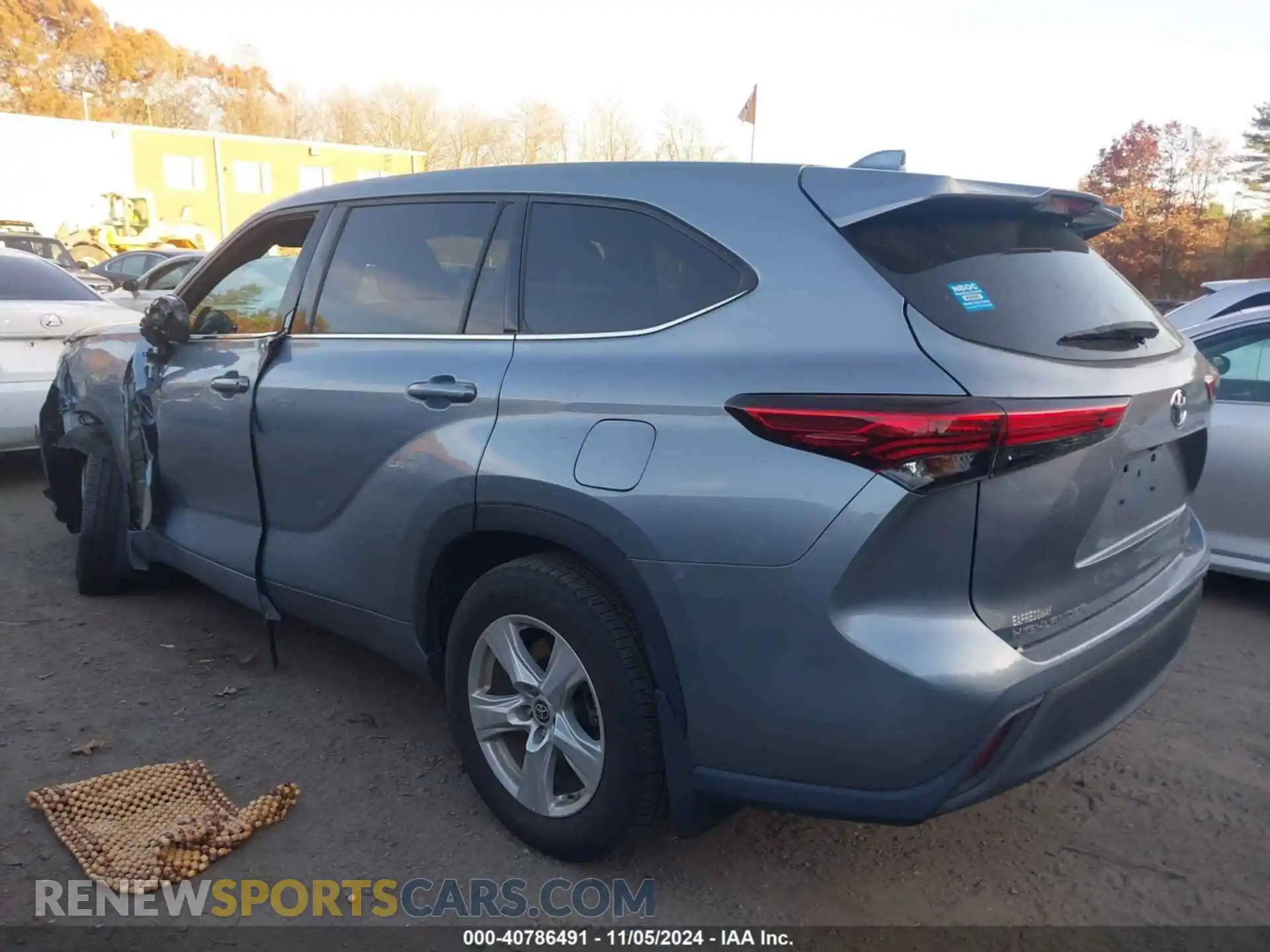 3 Photograph of a damaged car 5TDBZRBH0LS019638 TOYOTA HIGHLANDER 2020