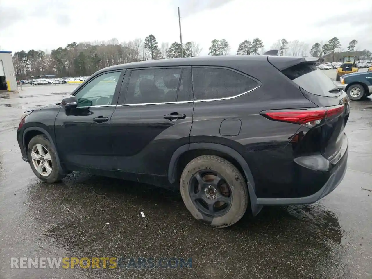 2 Photograph of a damaged car 5TDBZRBH1LS020524 TOYOTA HIGHLANDER 2020