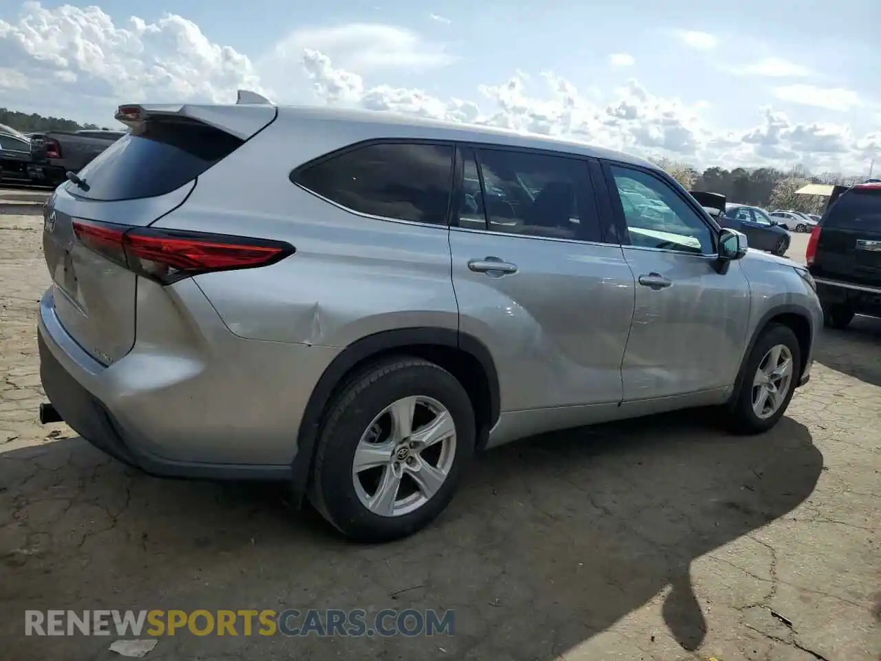 3 Photograph of a damaged car 5TDBZRBH1LS502295 TOYOTA HIGHLANDER 2020