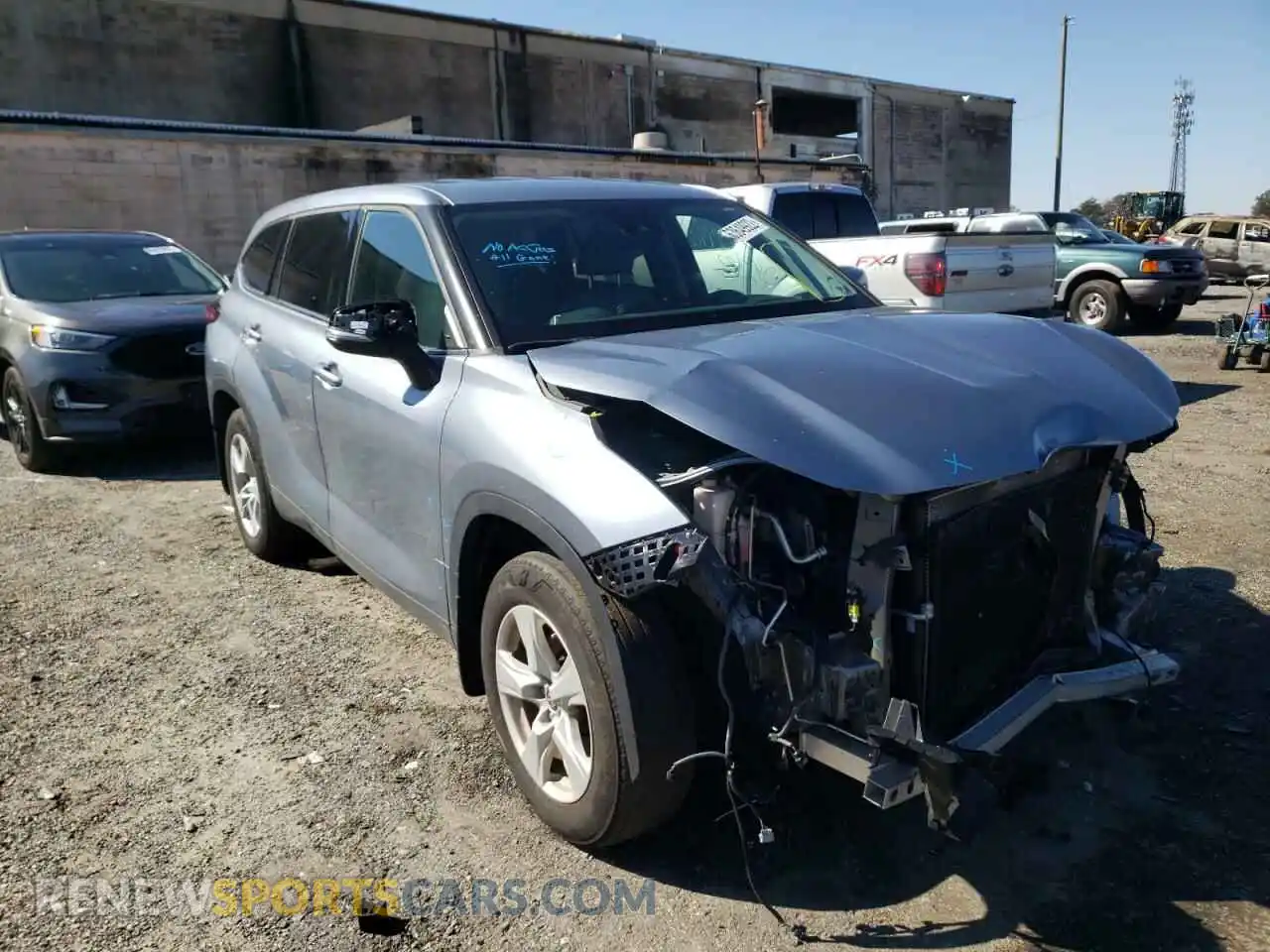 1 Photograph of a damaged car 5TDBZRBH2LS036165 TOYOTA HIGHLANDER 2020