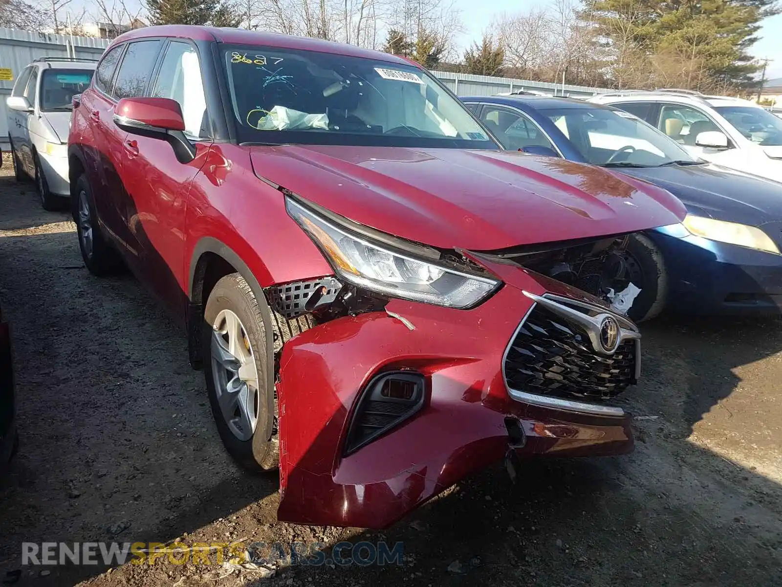 1 Photograph of a damaged car 5TDBZRBH4LS017102 TOYOTA HIGHLANDER 2020