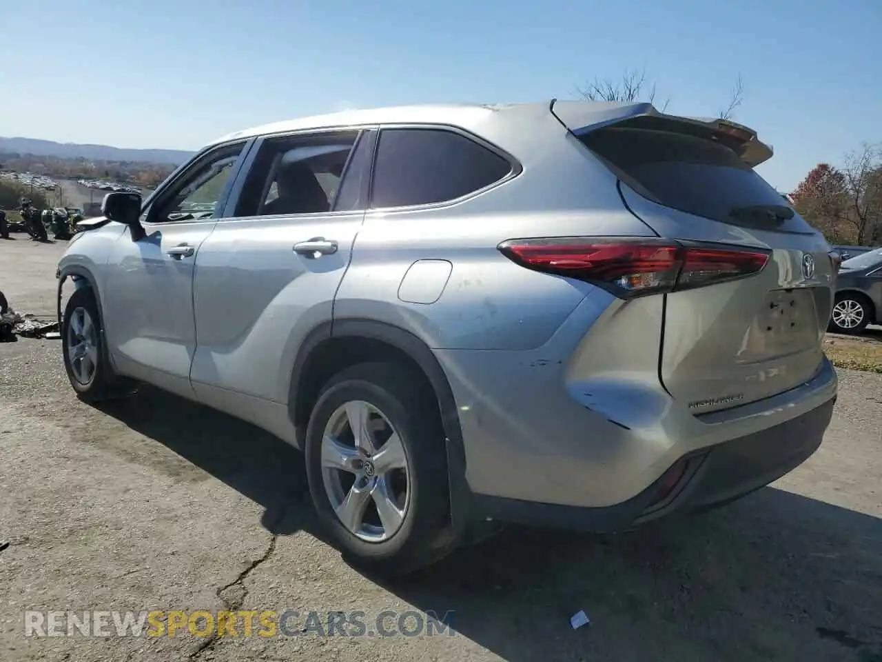 2 Photograph of a damaged car 5TDBZRBH4LS520760 TOYOTA HIGHLANDER 2020
