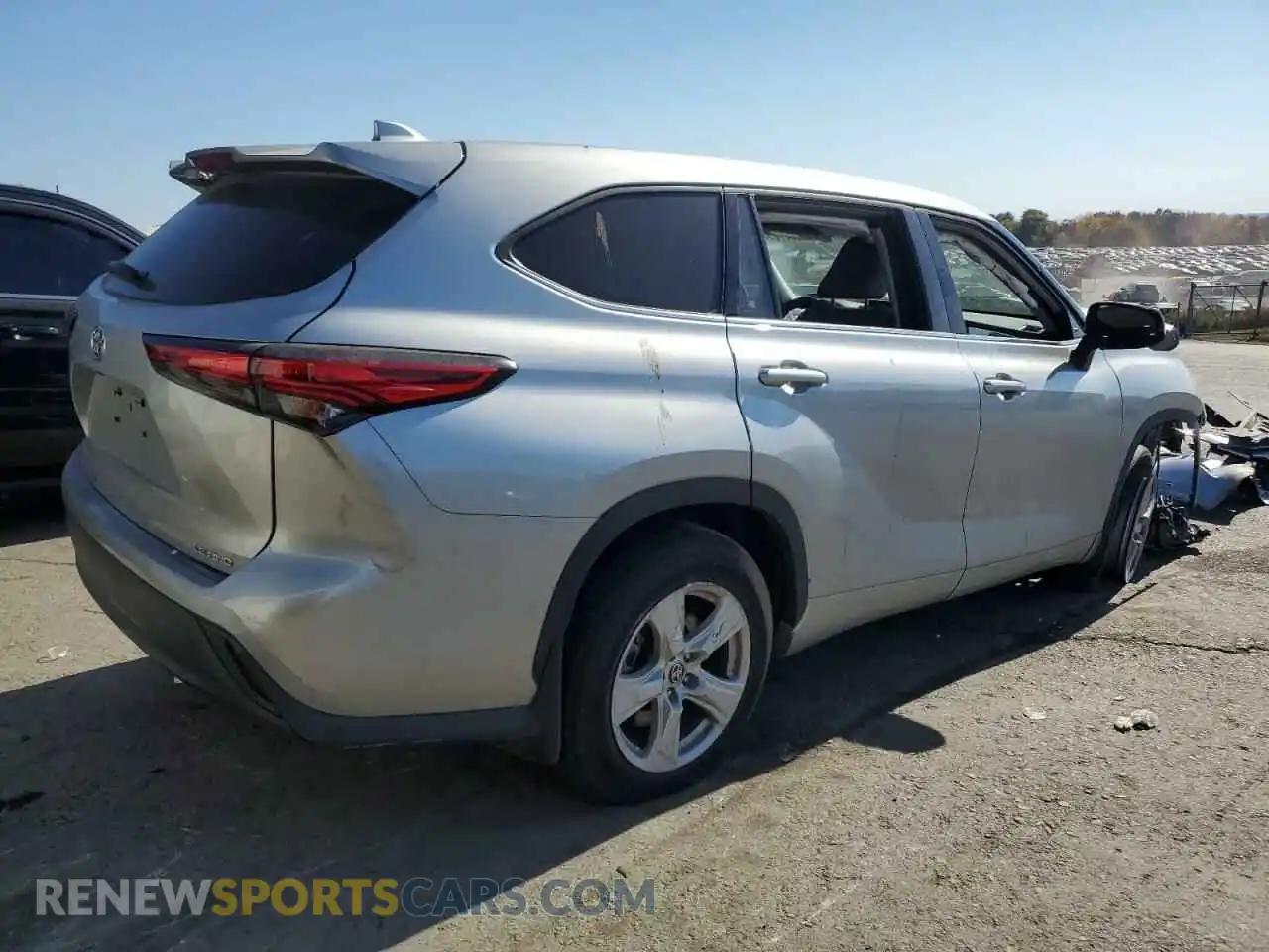 3 Photograph of a damaged car 5TDBZRBH4LS520760 TOYOTA HIGHLANDER 2020