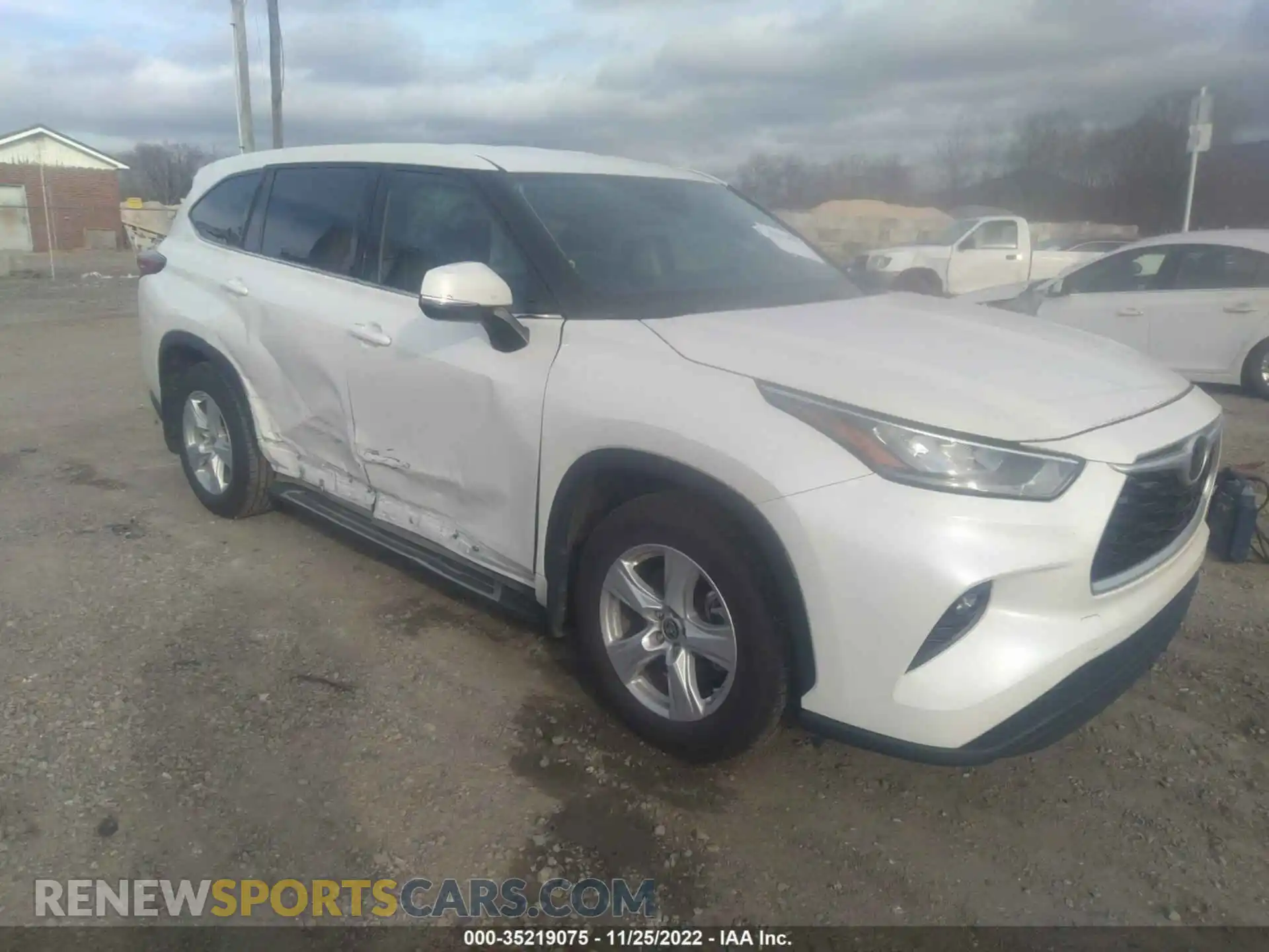 1 Photograph of a damaged car 5TDBZRBH8LS502696 TOYOTA HIGHLANDER 2020