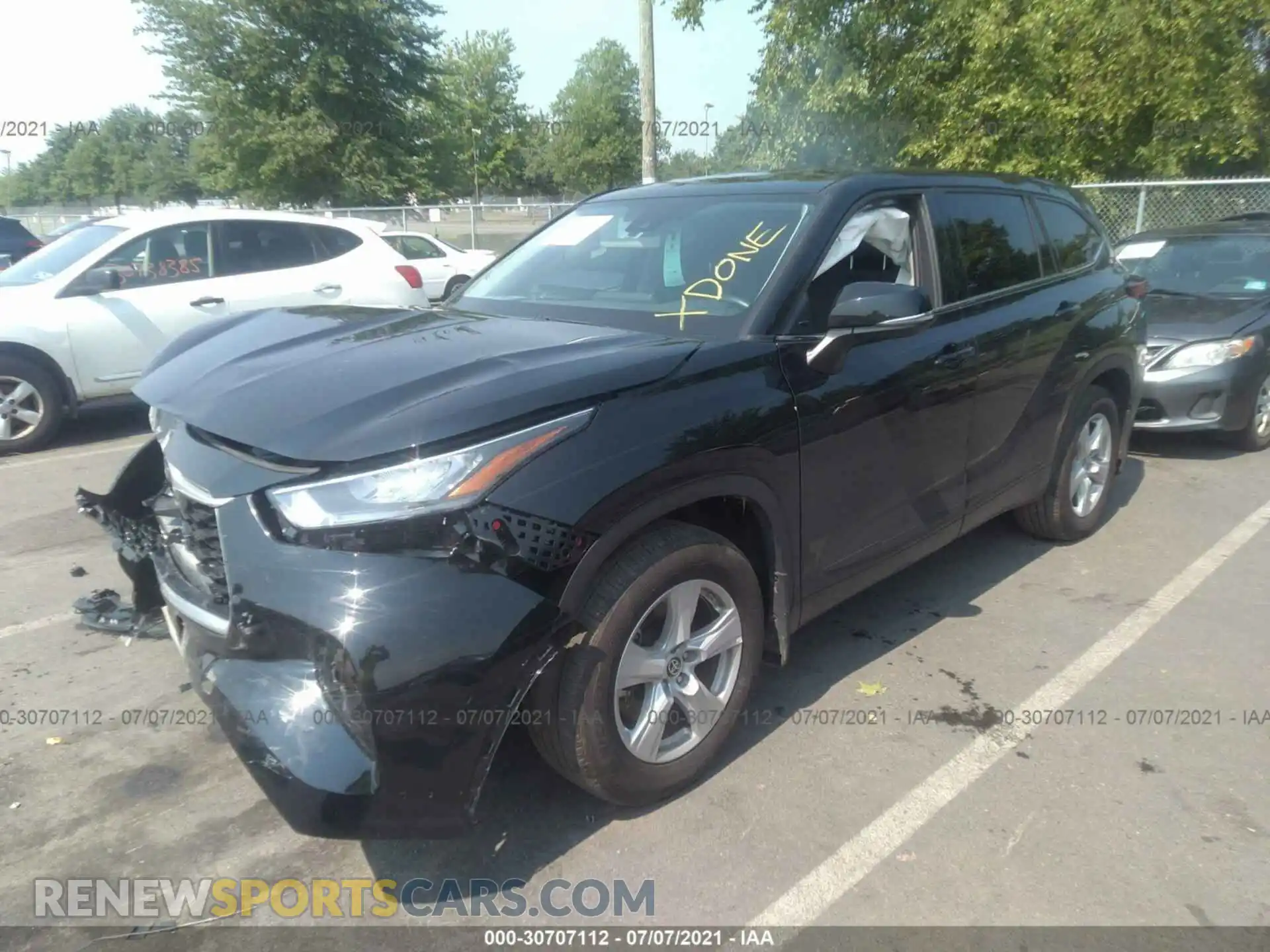 2 Photograph of a damaged car 5TDBZRBH8LS522771 TOYOTA HIGHLANDER 2020