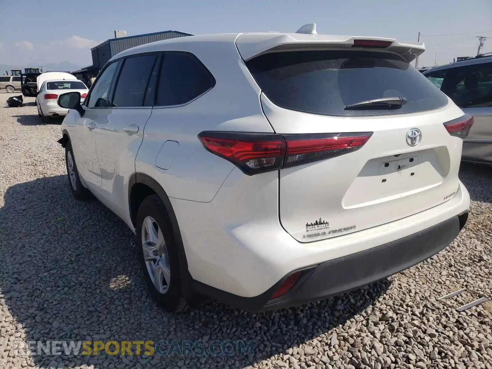 3 Photograph of a damaged car 5TDBZRBHXLS520259 TOYOTA HIGHLANDER 2020