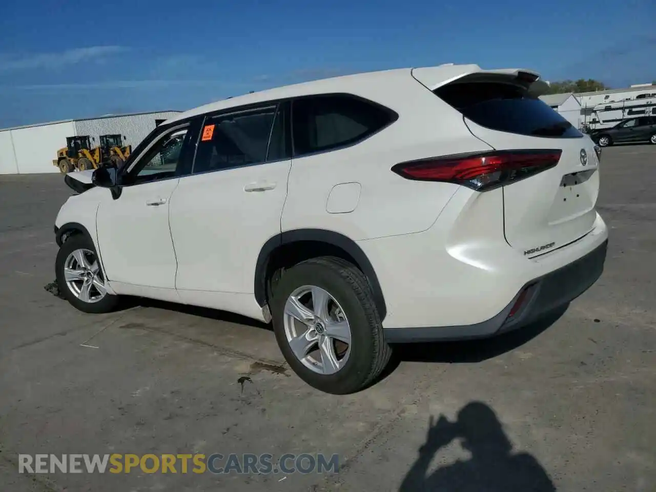 2 fotografías del automóvil dañado 5TDCZRAH0LS505372 TOYOTA HIGHLANDER 2020