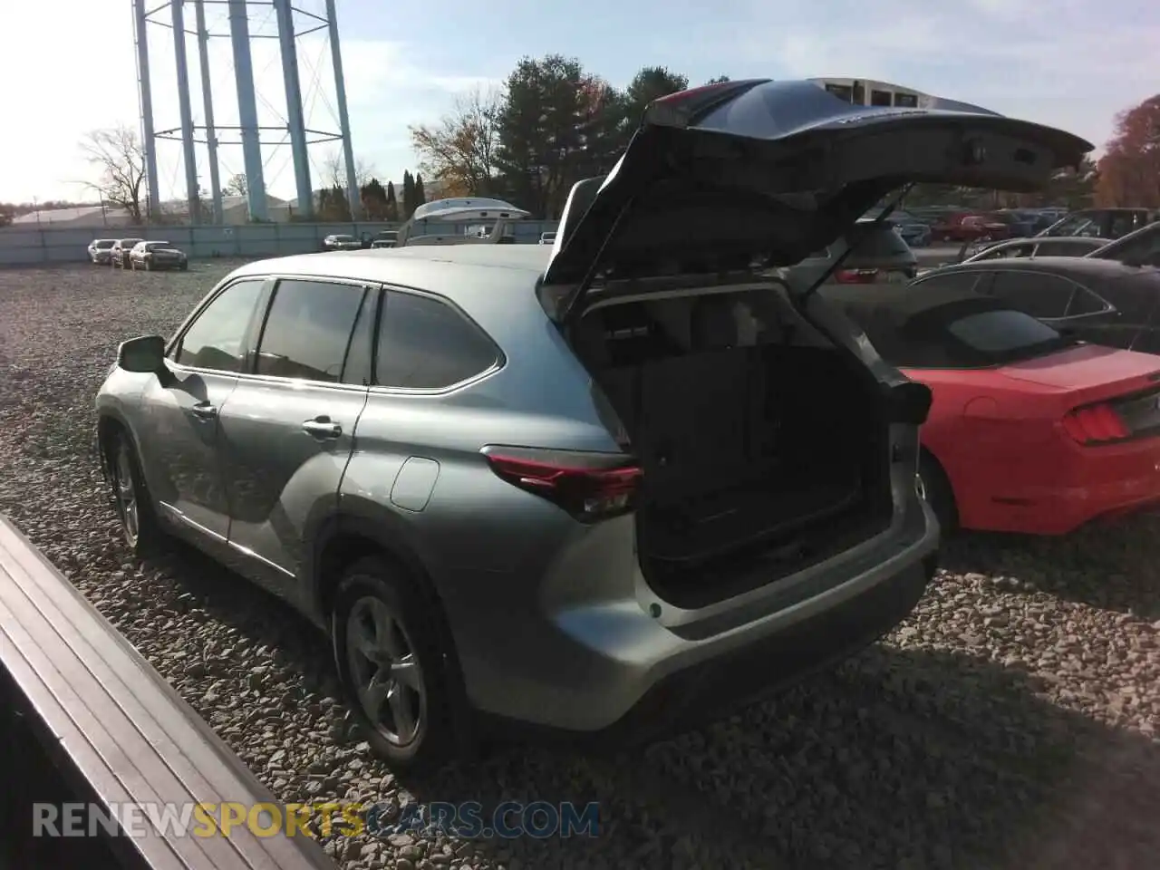 2 Photograph of a damaged car 5TDCZRBH2LS519451 TOYOTA HIGHLANDER 2020