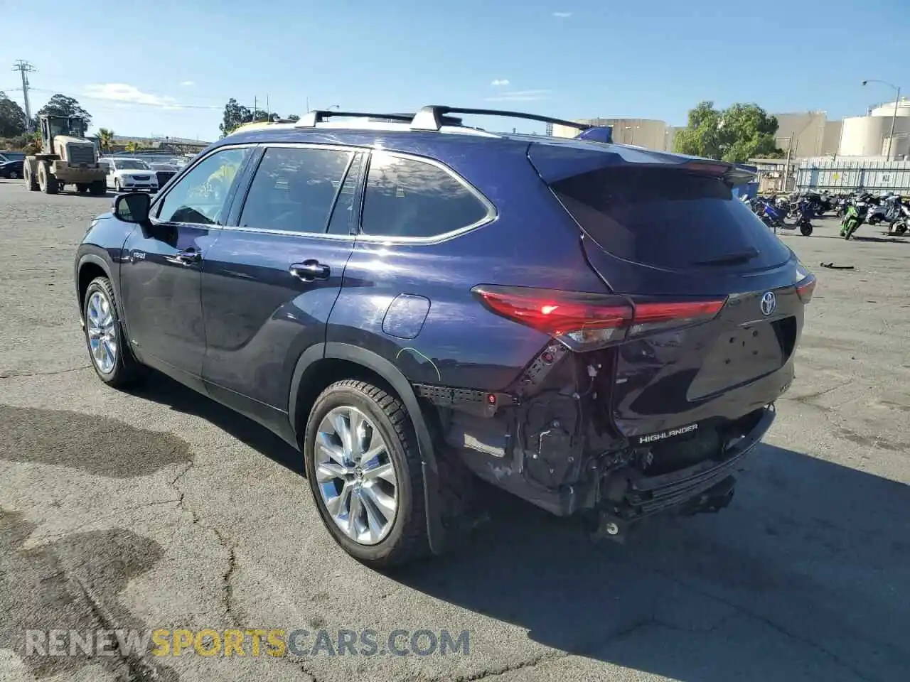 3 Photograph of a damaged car 5TDDBRCH1LS005713 TOYOTA HIGHLANDER 2020