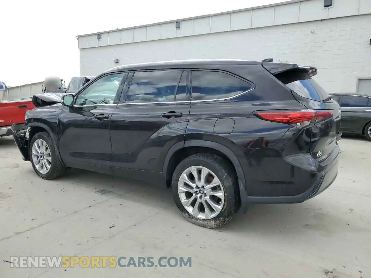 2 Photograph of a damaged car 5TDDZRBH0LS016179 TOYOTA HIGHLANDER 2020