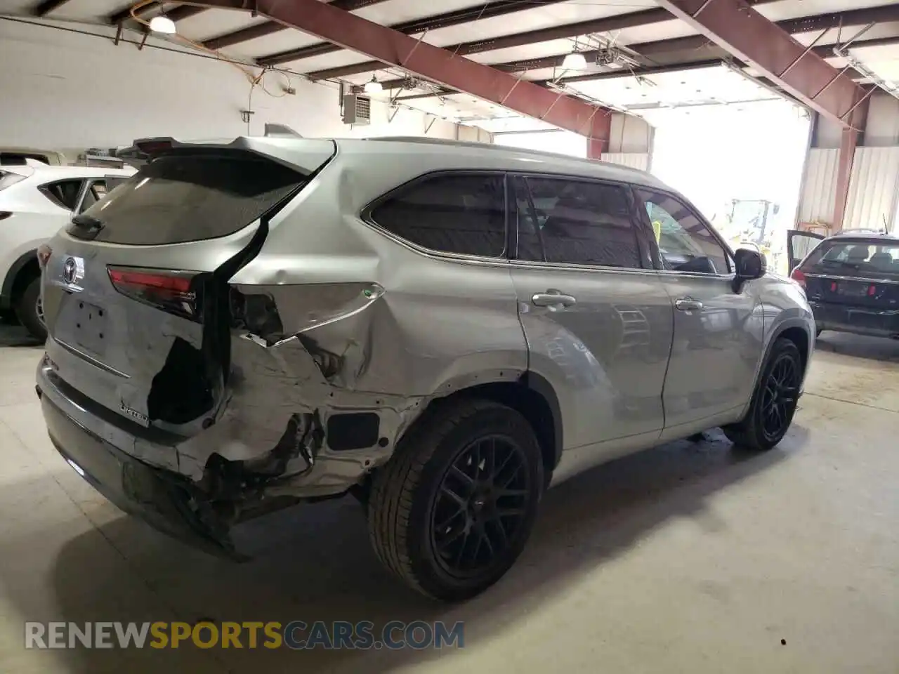 3 Photograph of a damaged car 5TDDZRBH0LS050879 TOYOTA HIGHLANDER 2020