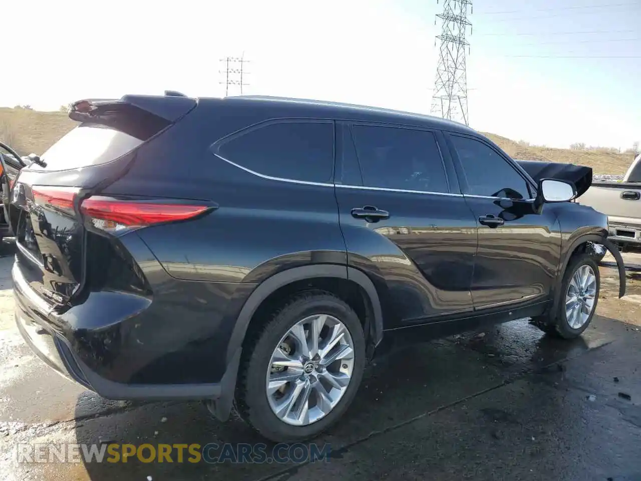 3 Фотография поврежденного автомобиля 5TDDZRBH1LS055833 TOYOTA HIGHLANDER 2020